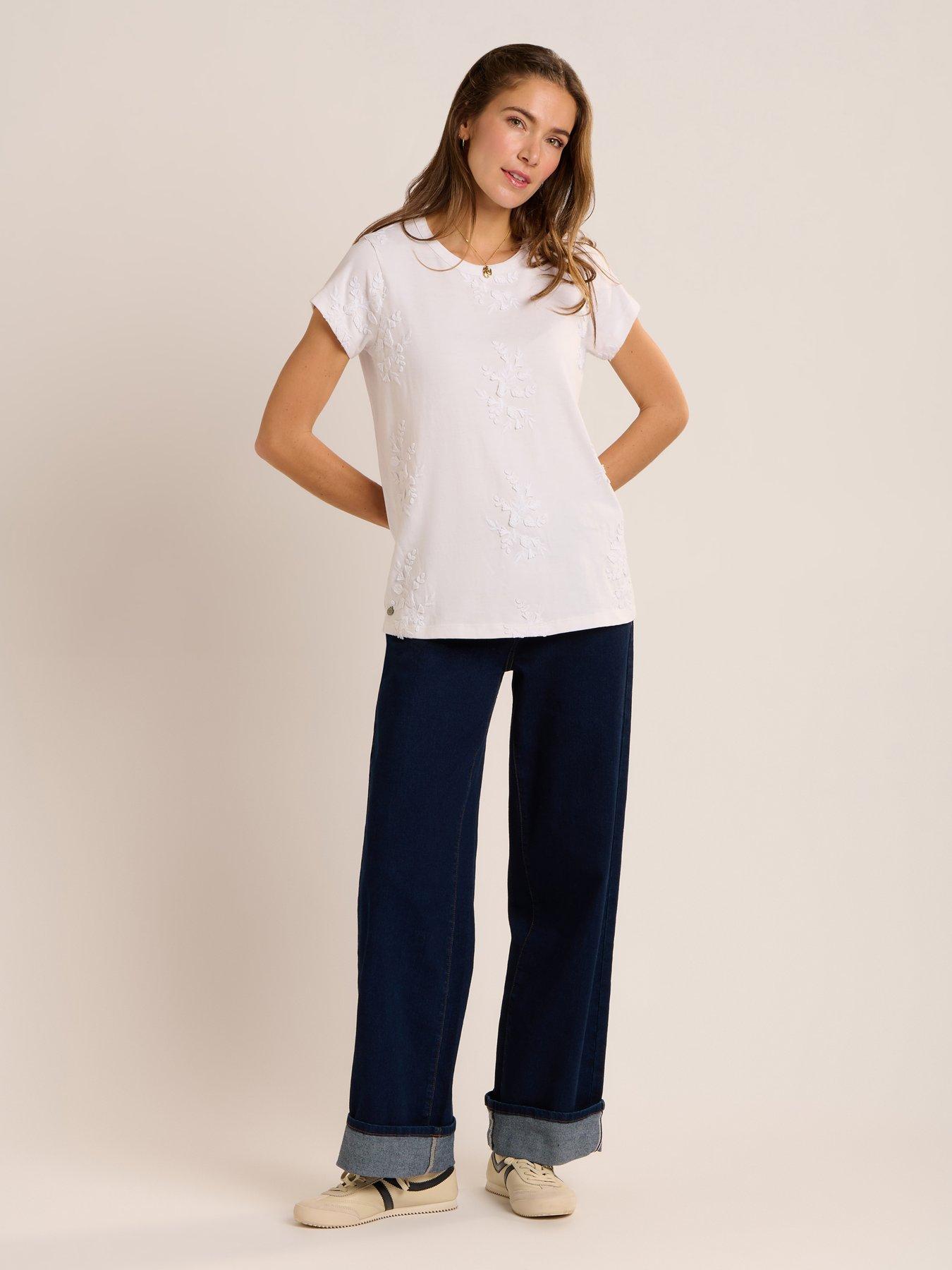  image of brakeburn-agathe-t--shirt