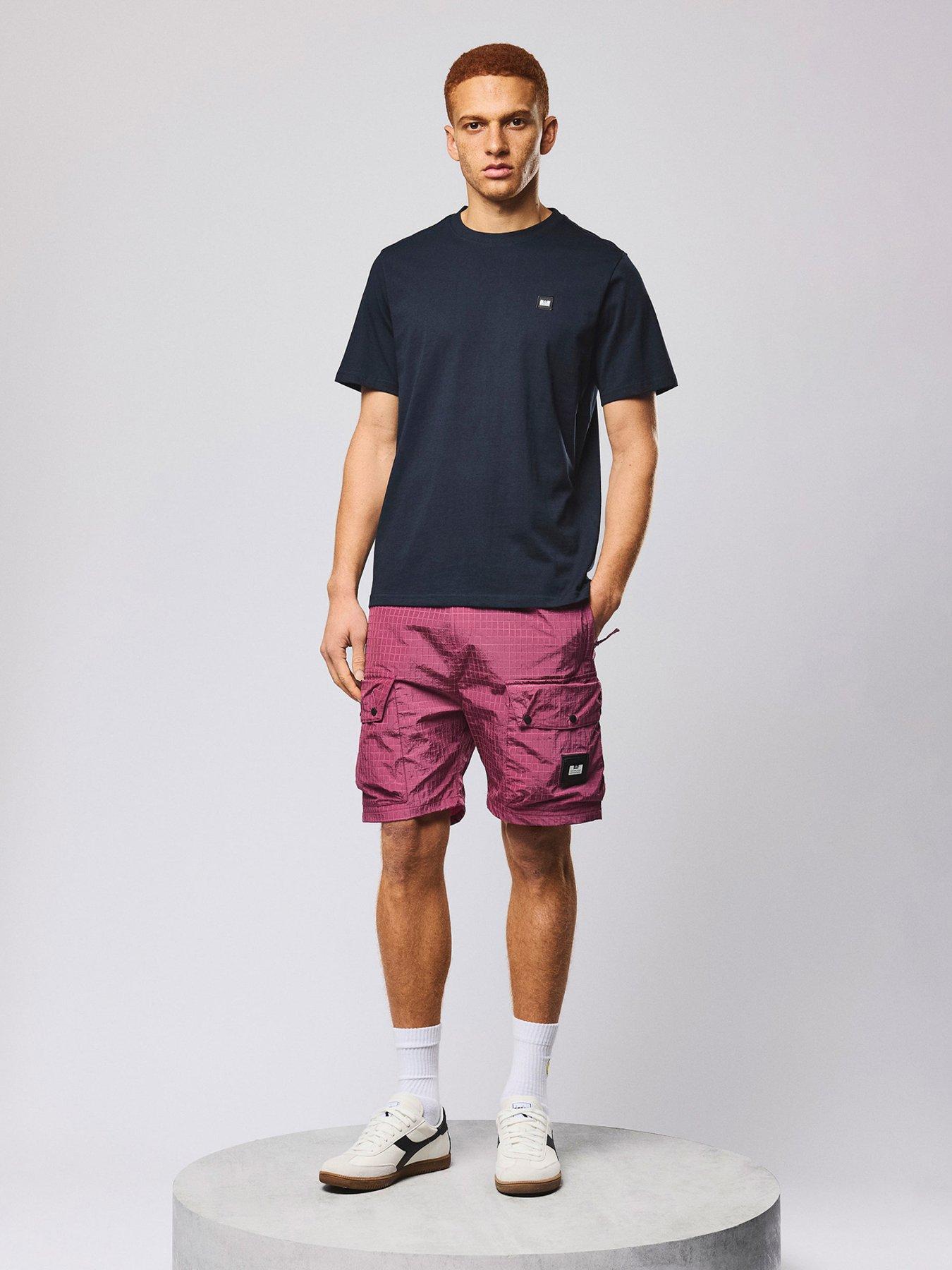  image of weekend-offender-brooklands-classic-badge-t-shirt-navy