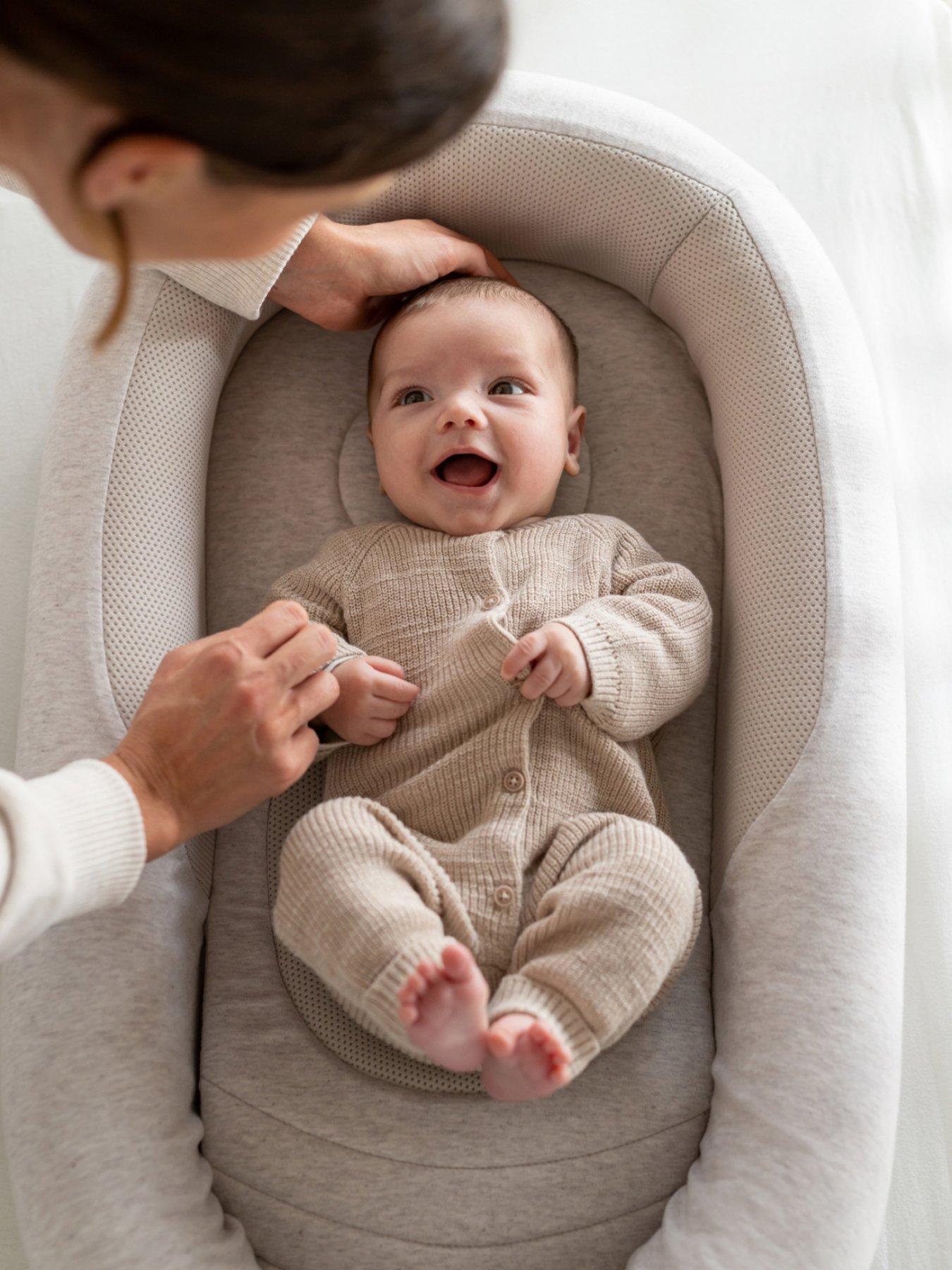 back image of cuddleco-inglesina-welcome-pod-harmony-grey