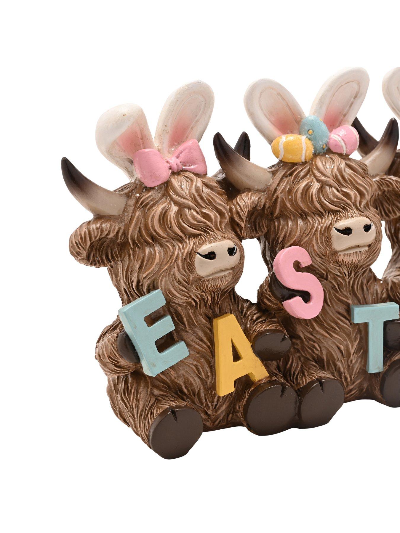  image of highland-cow-easter-mantle-sign