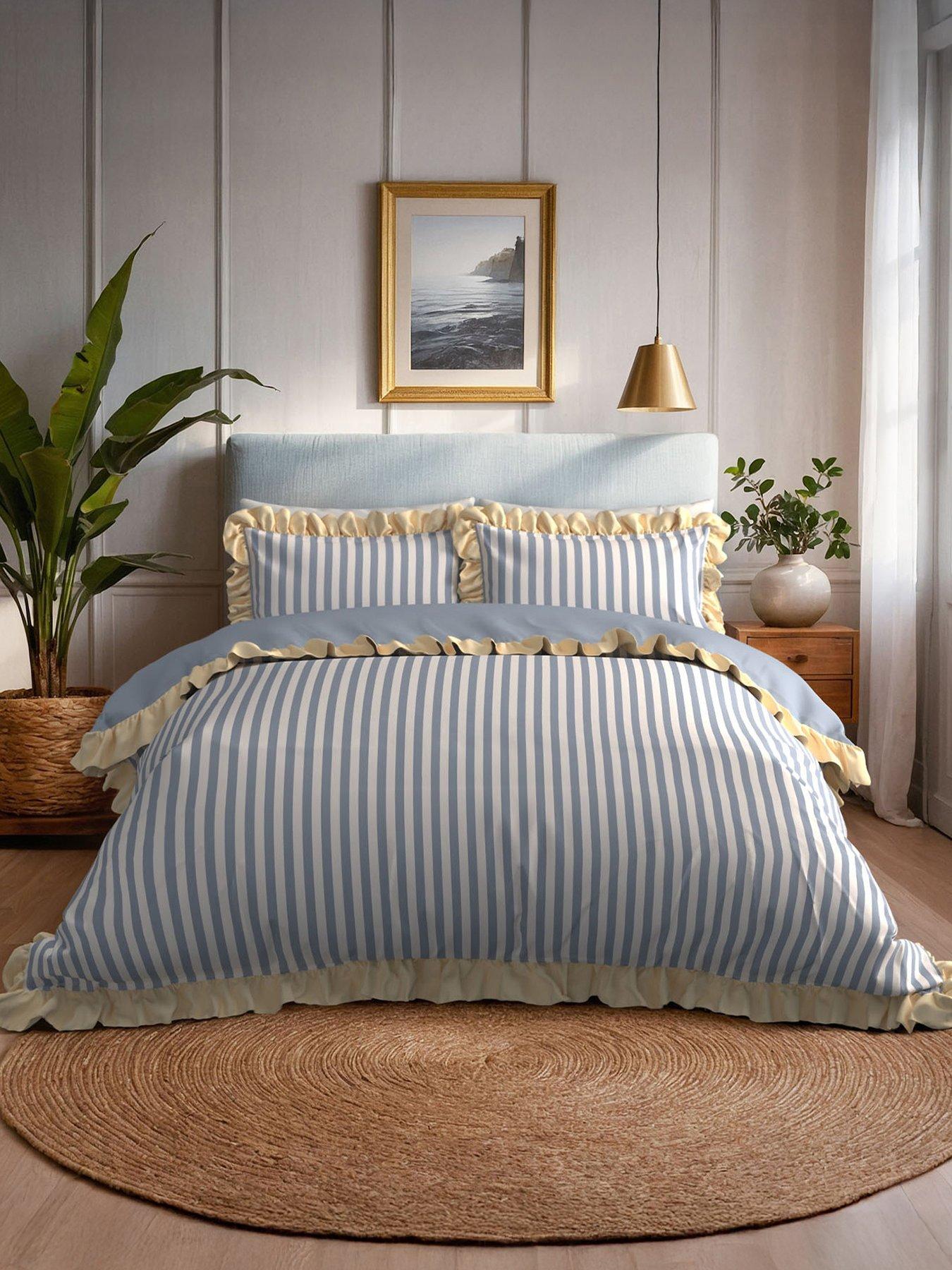 CHELSEA PEERS Stipe Reversible Frill 100% Cotton Duvet Set - Blue  &  White
