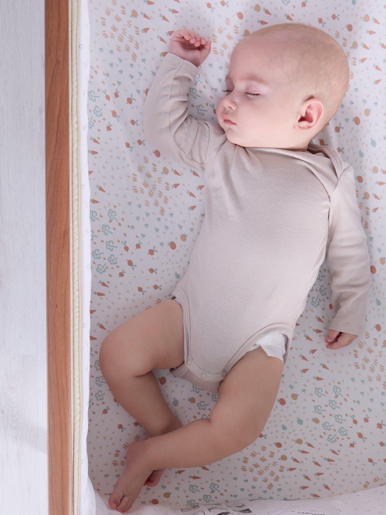  image of tutti-bambini-bedside-crib-fitted-sheets-2-pack-good-life