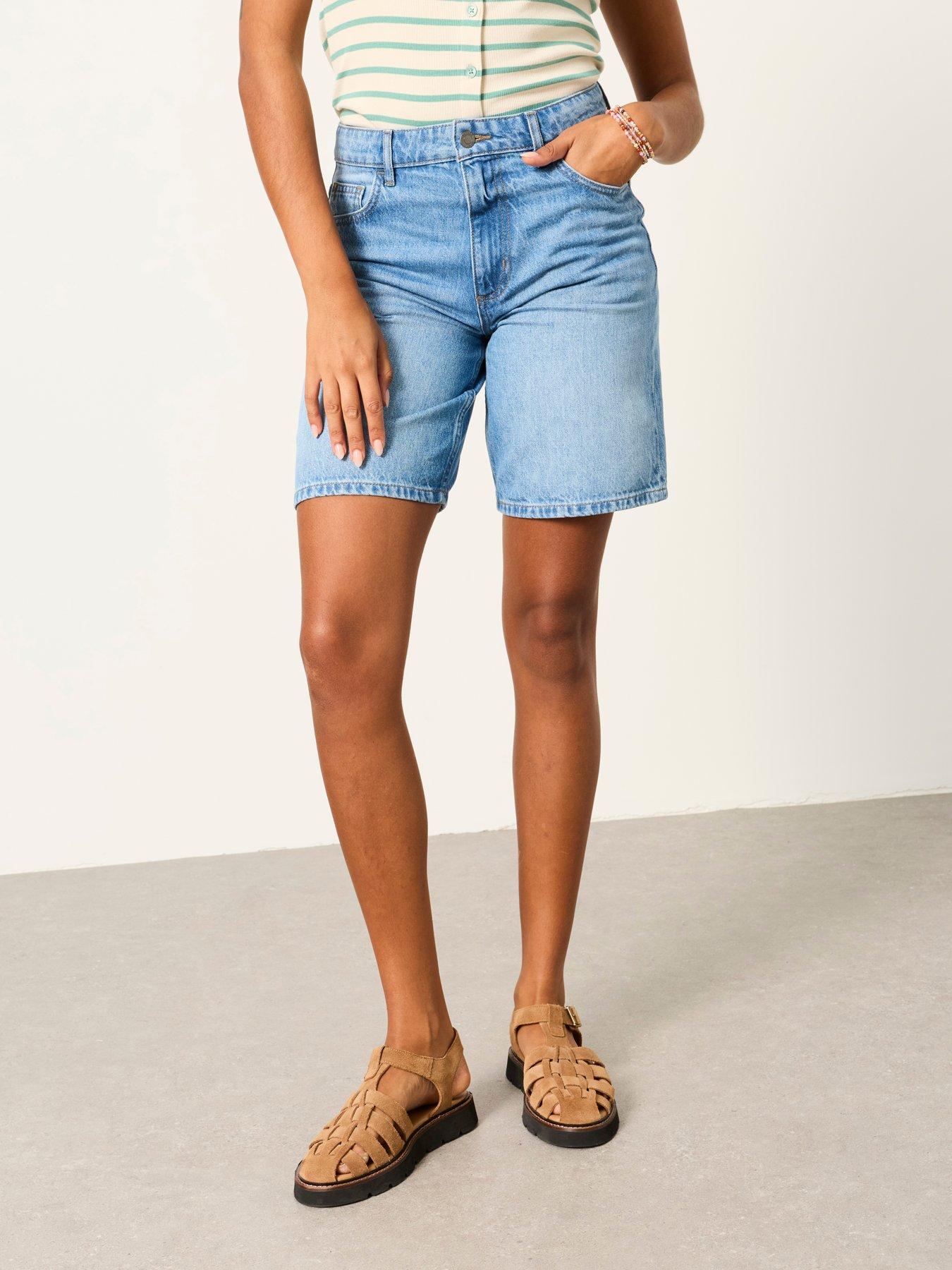 Image 4 of 6 of FatFace Isabelle Bermuda Shorts - Blue
