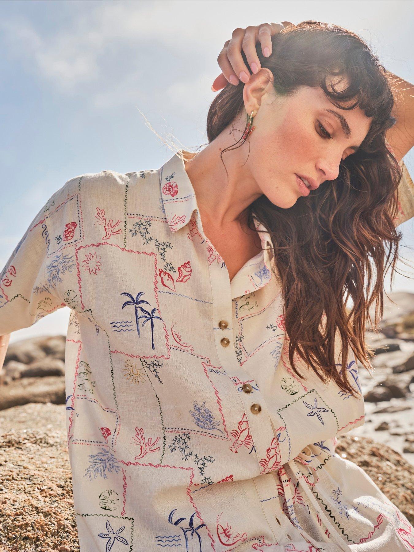 Image 6 of 7 of FatFace Kara Postcard Shirt - Cream
