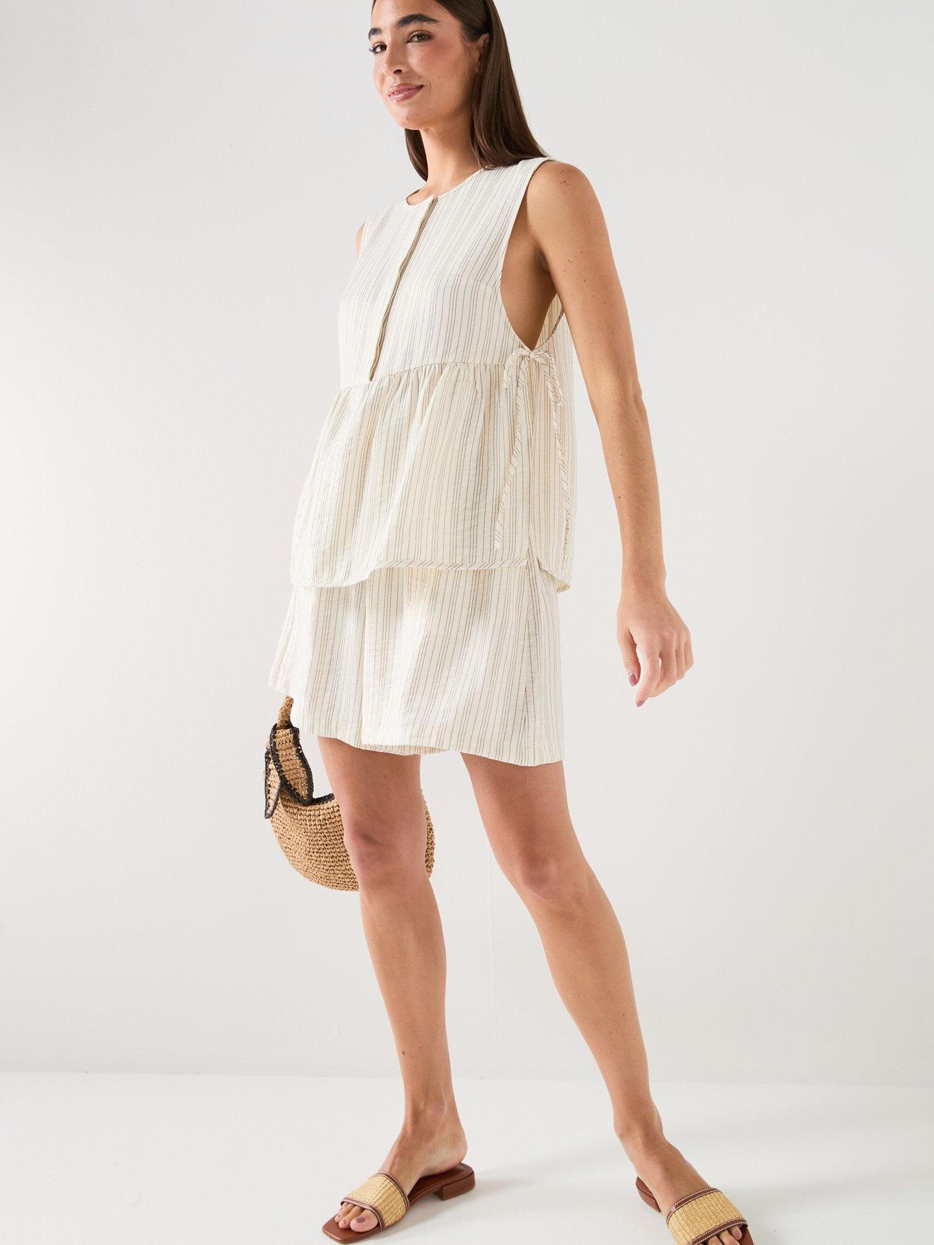 Image 3 of 5 of JDY Meghan Tie Top - Cream