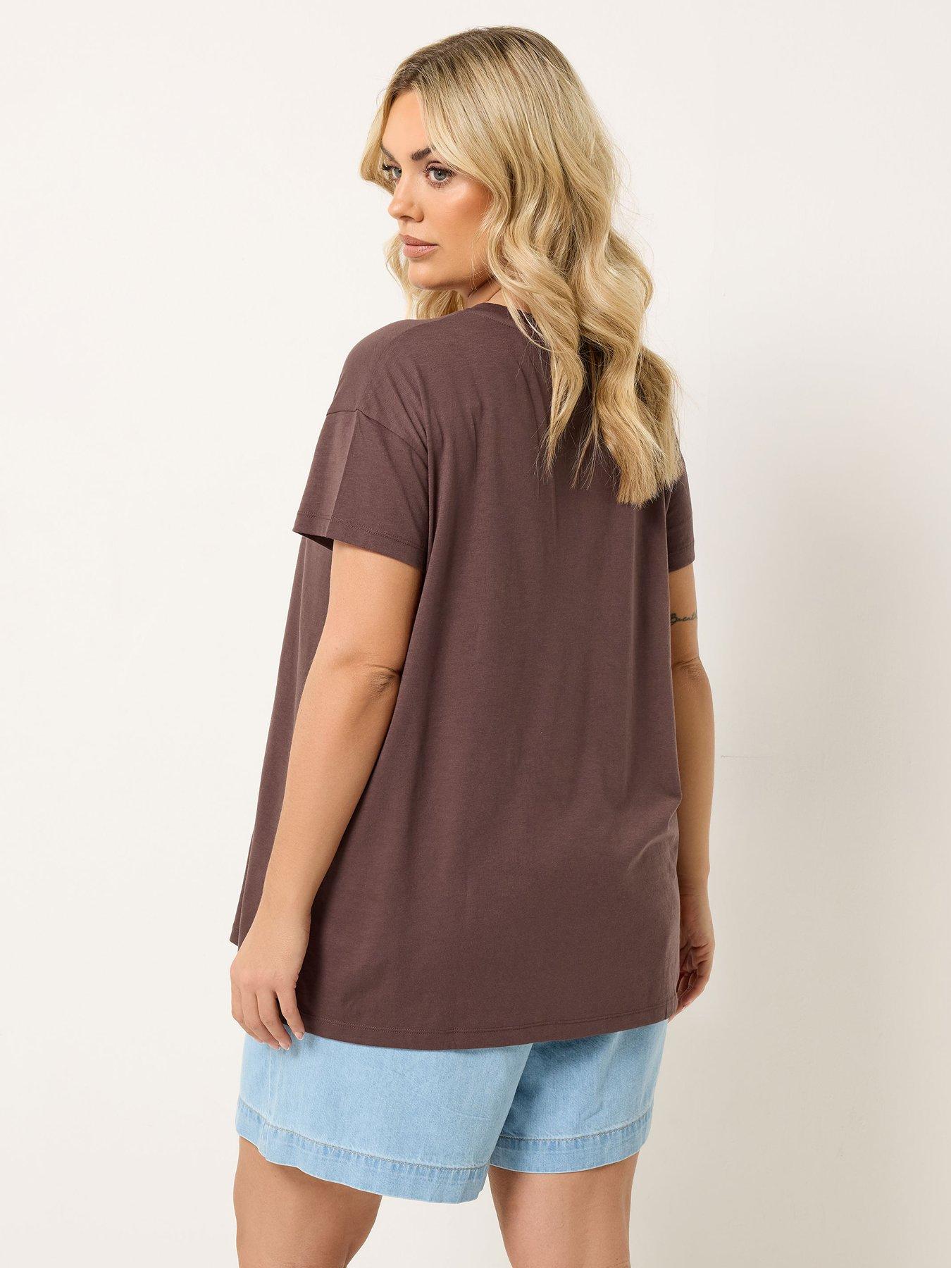 Image 2 of 5 of Yours Curve Placement T-Shirt - Brown