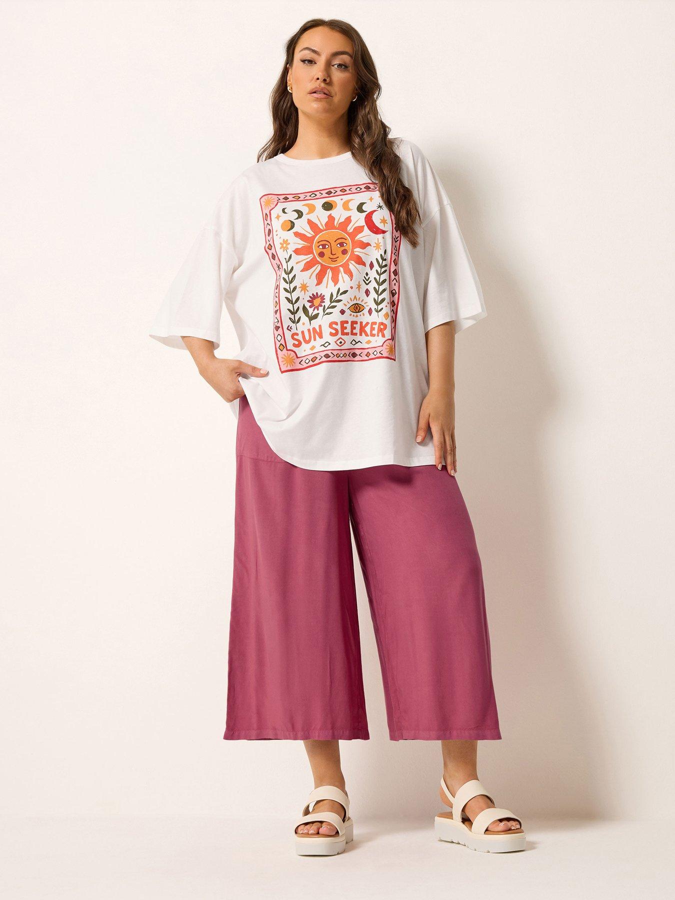 Image 3 of 4 of Yours Curve Placement Boxy T-Shirt - White
