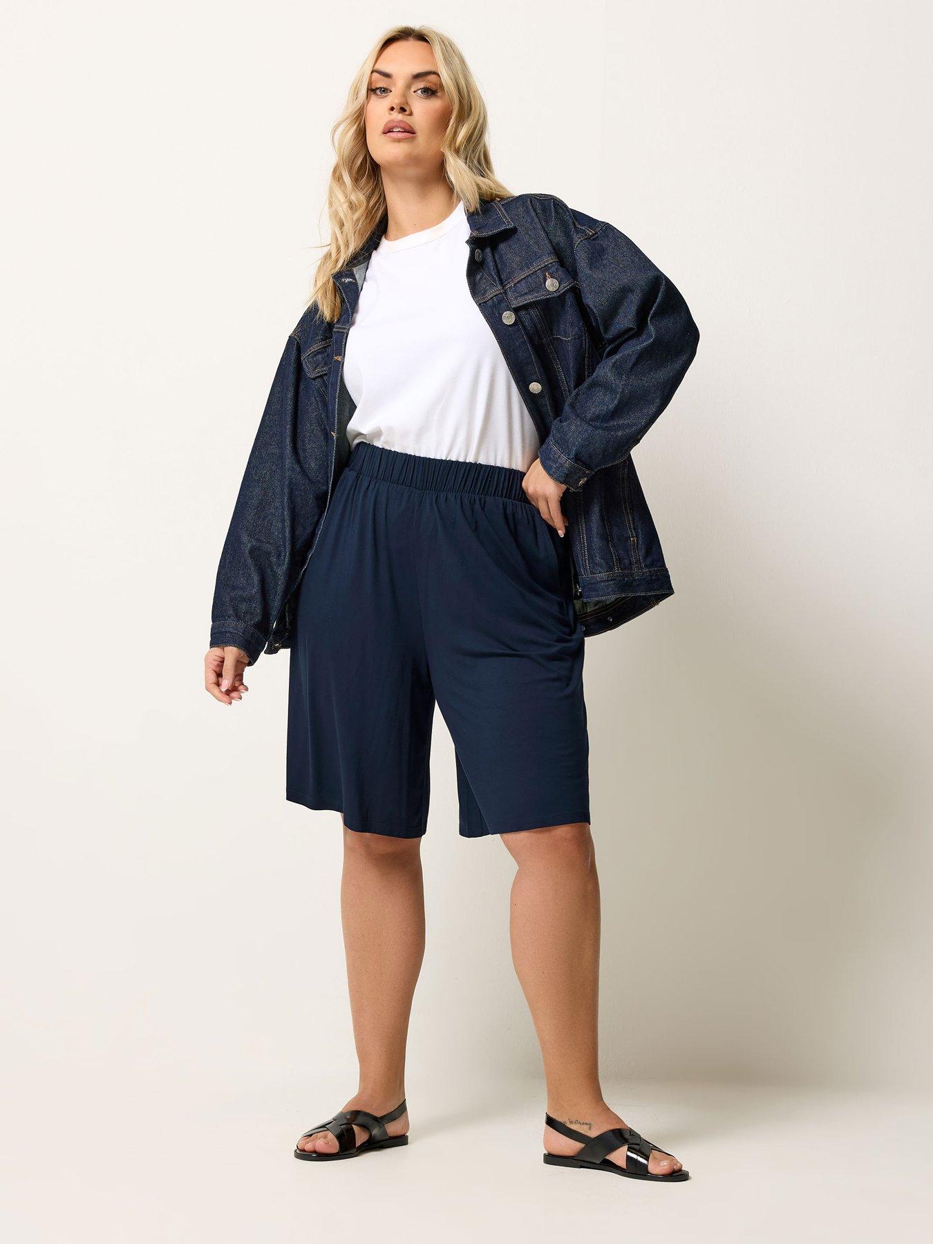 Image 3 of 5 of Yours Curve Pull On Jersey Shorts