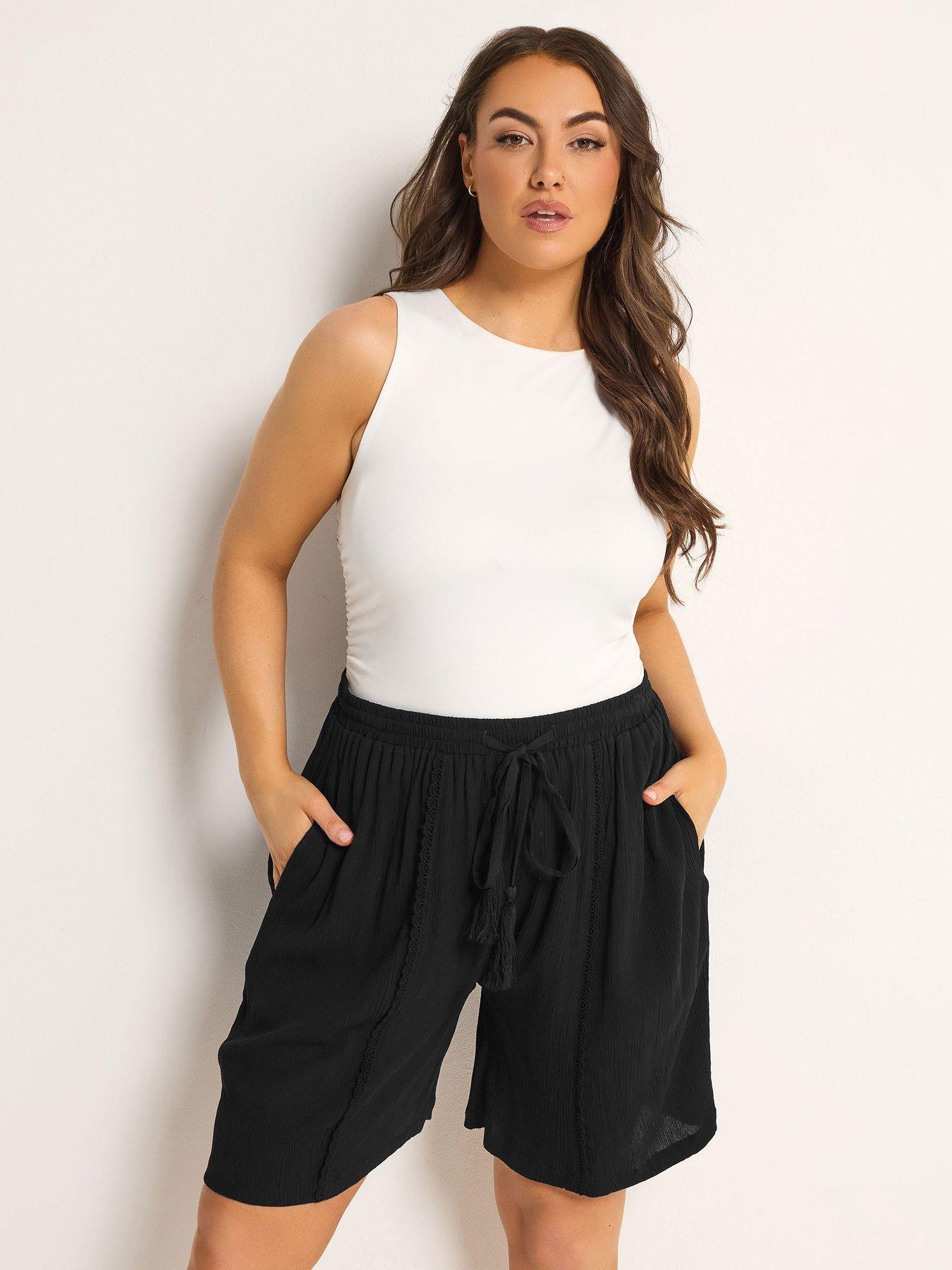 Image 1 of 5 of Yours Curve Scallop Trim Drawstring Shorts - Black