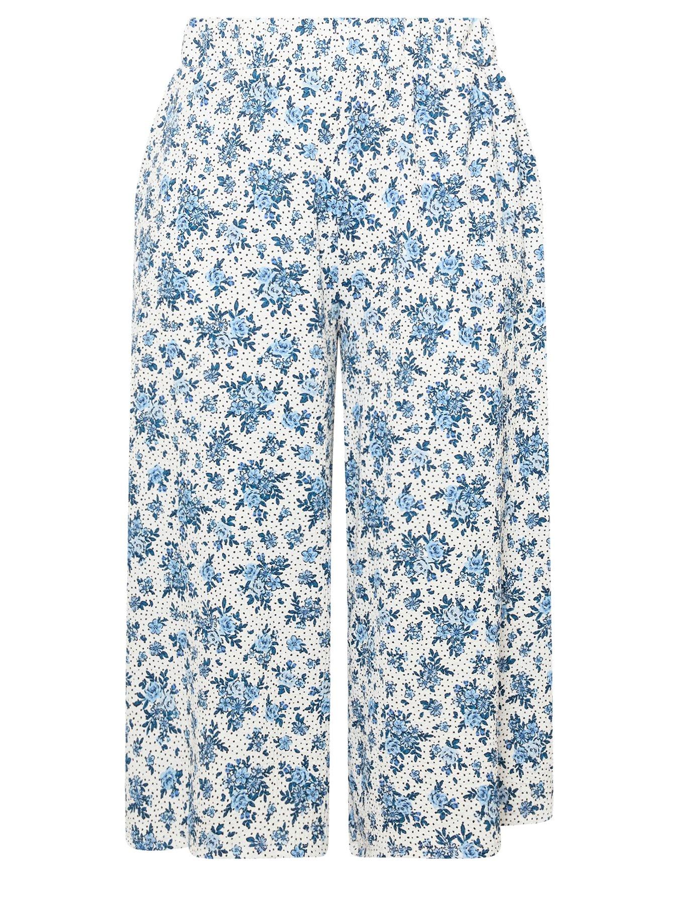 Image 5 of 5 of Yours Curve Ditsy Print Jersey Culotte - White