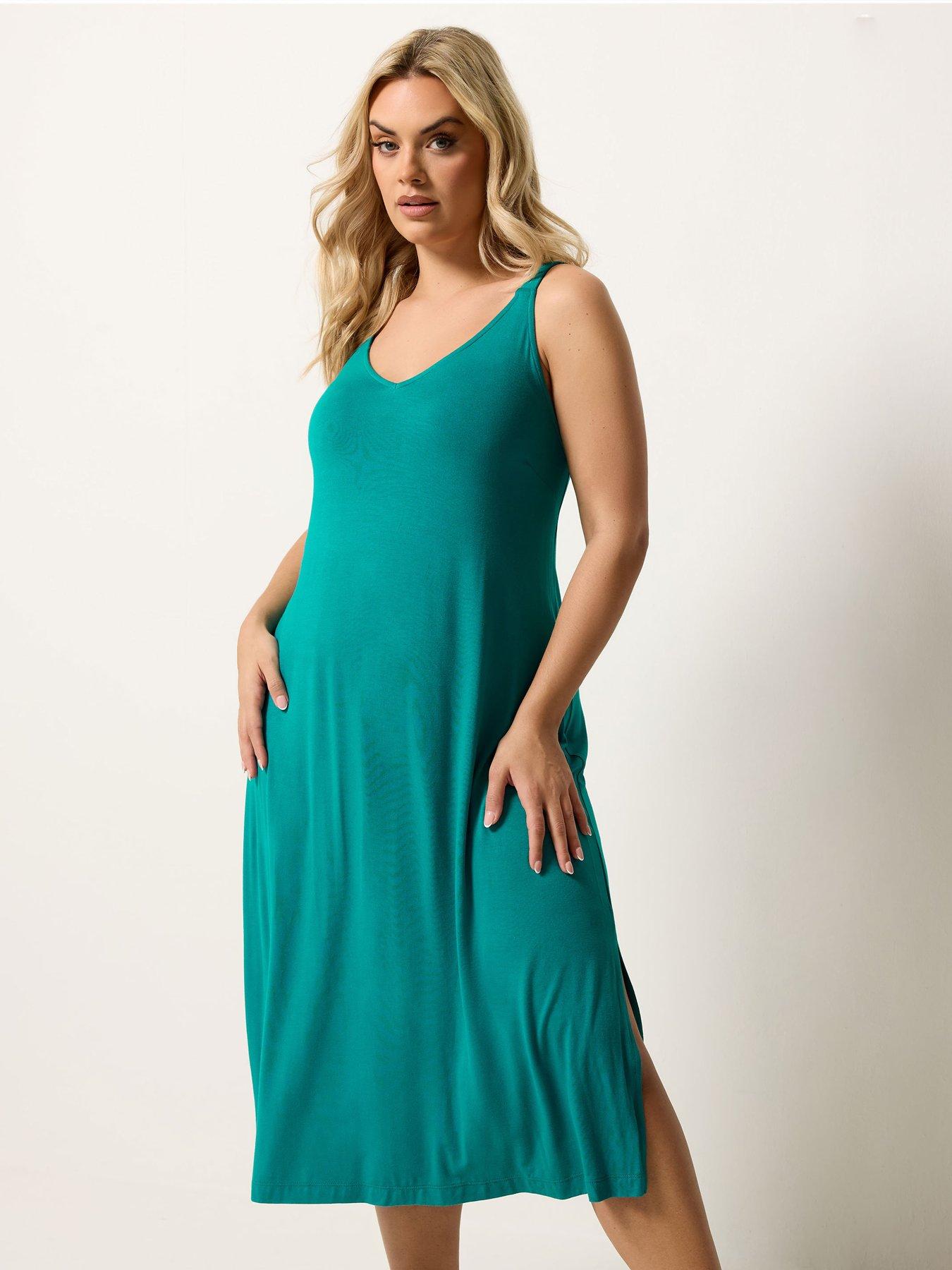  image of yours-curve-throw-on-beach-dress