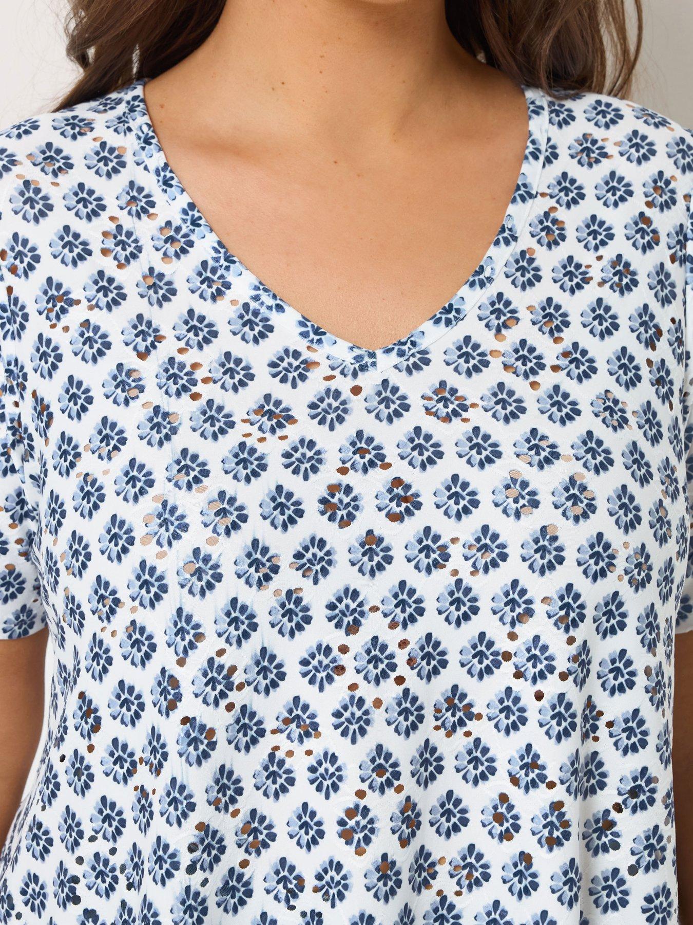  image of yours-curve-printed-broderie-v-neck-top