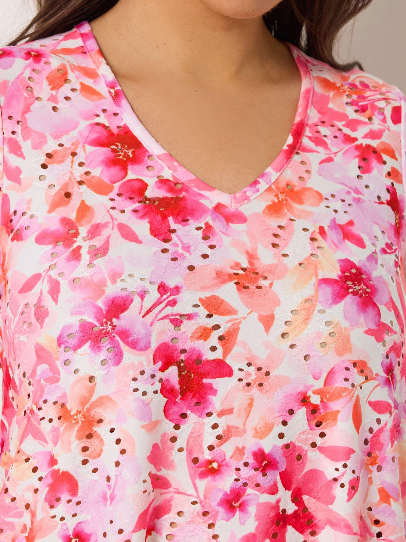Image 4 of 4 of Yours Curve Printed Broderie V-Neck Top - White