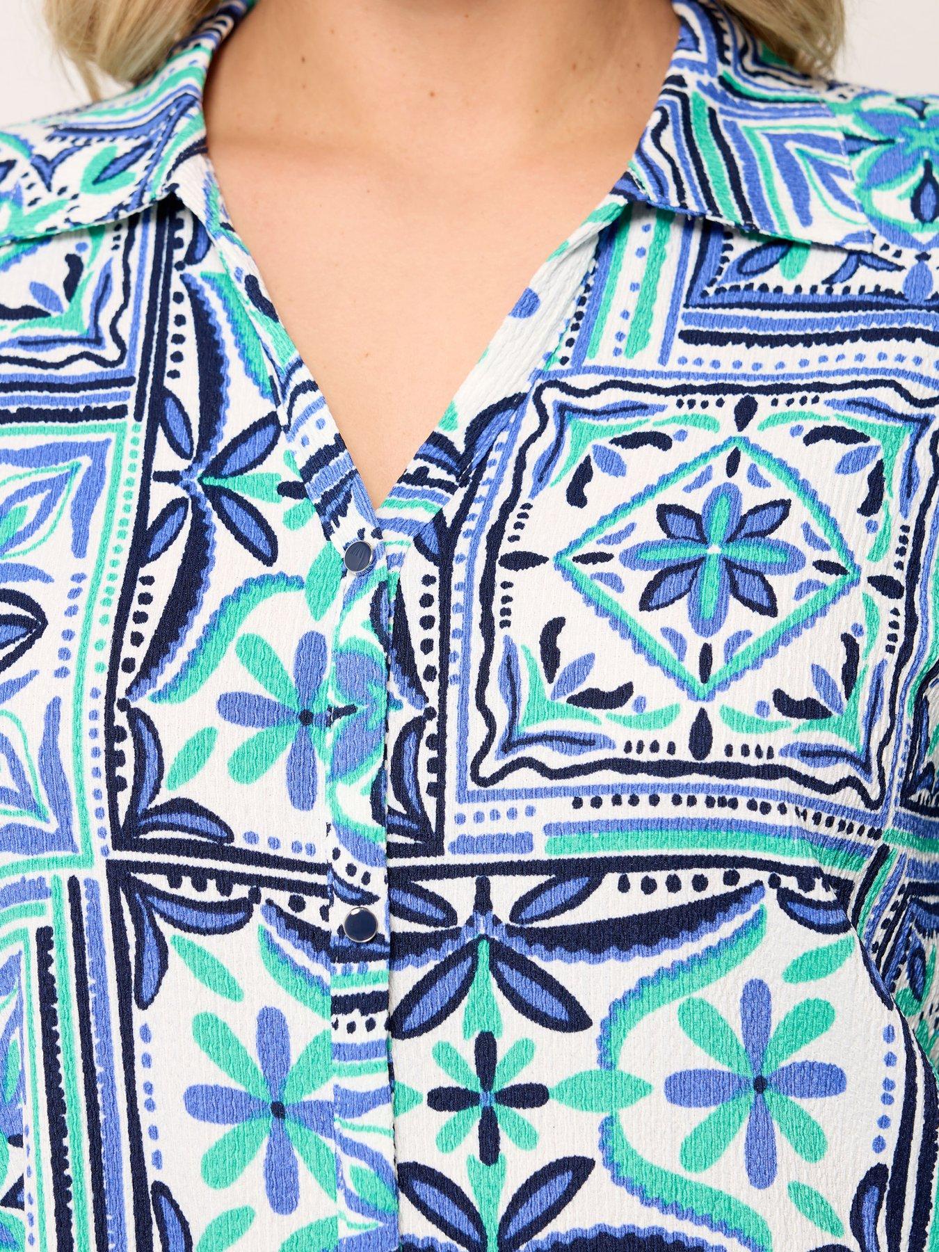 Image 4 of 5 of Yours Curve Grown On Tile Print Boxy Shirt - Blue