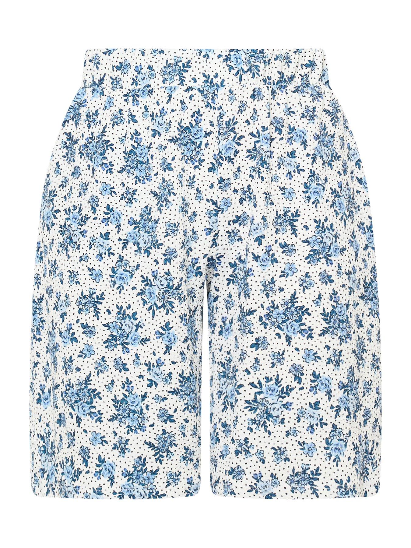 Image 5 of 5 of Yours Curve Pull On Jersey Ditsy Print Shorts - Blue