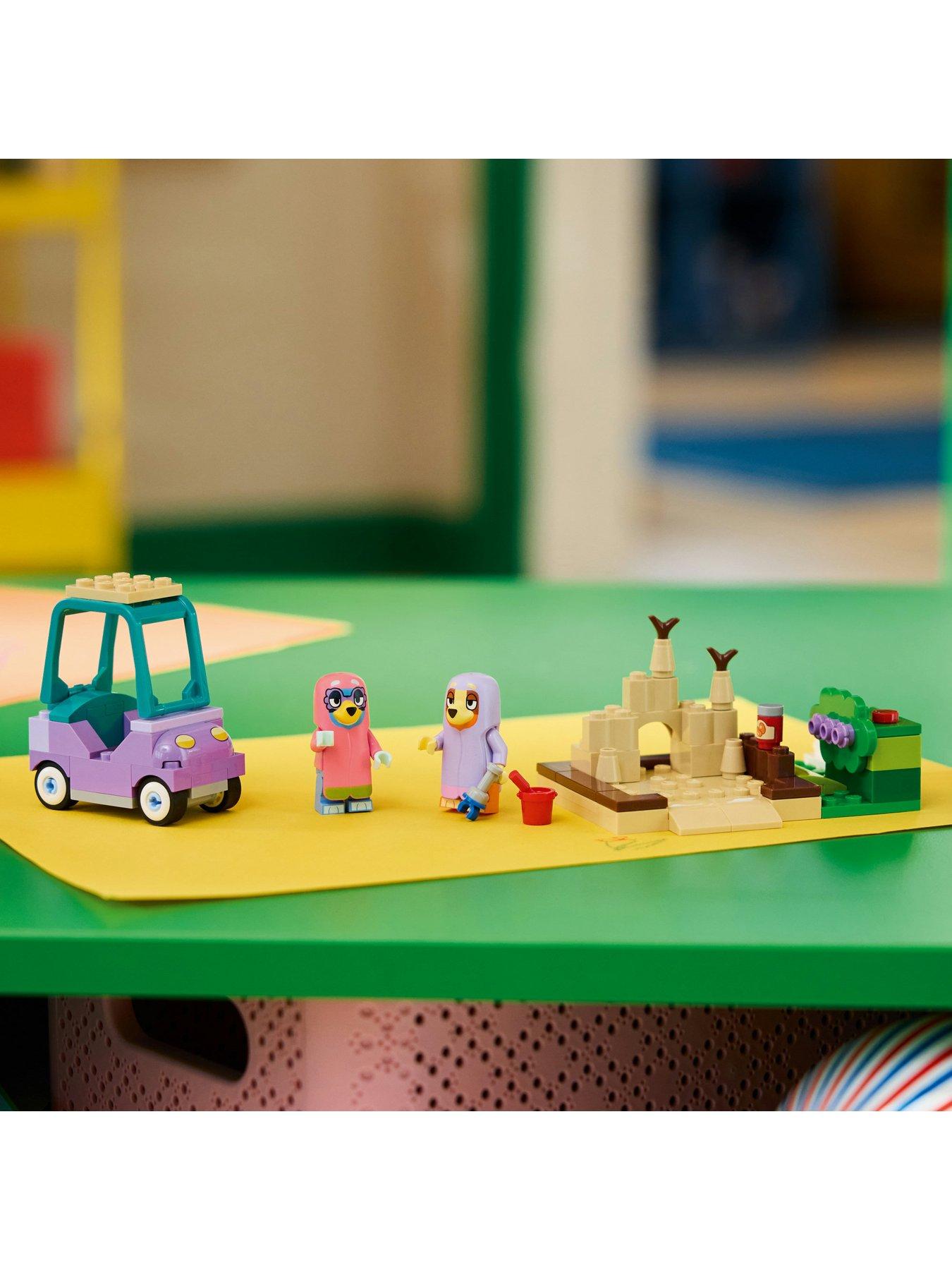 Image 4 of 6 of LEGO Bluey Grannies with Bingo and Bluey Toy 11216