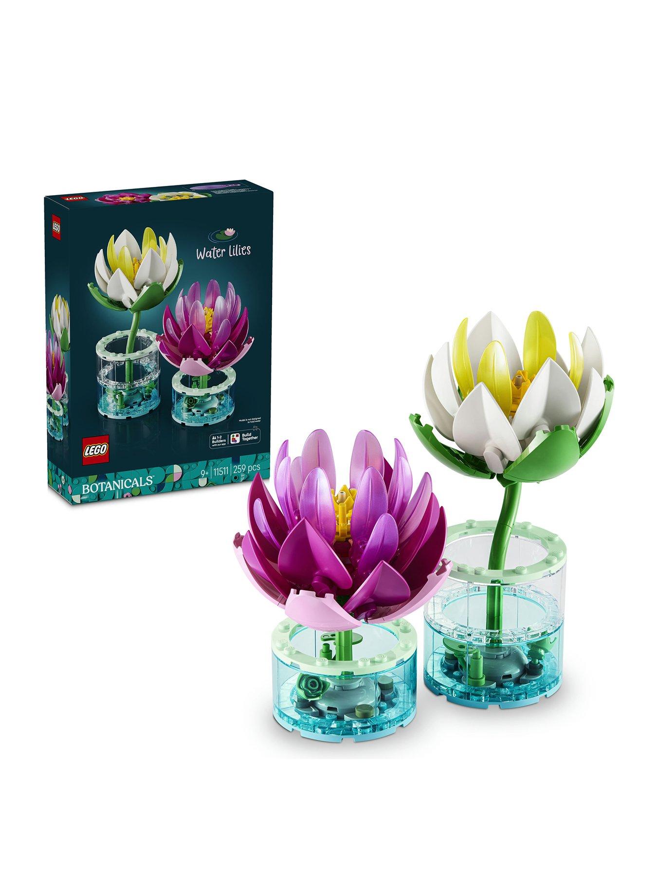 Image 1 of 8 of LEGO Botanical Water Lilies Artificial Plants 11511