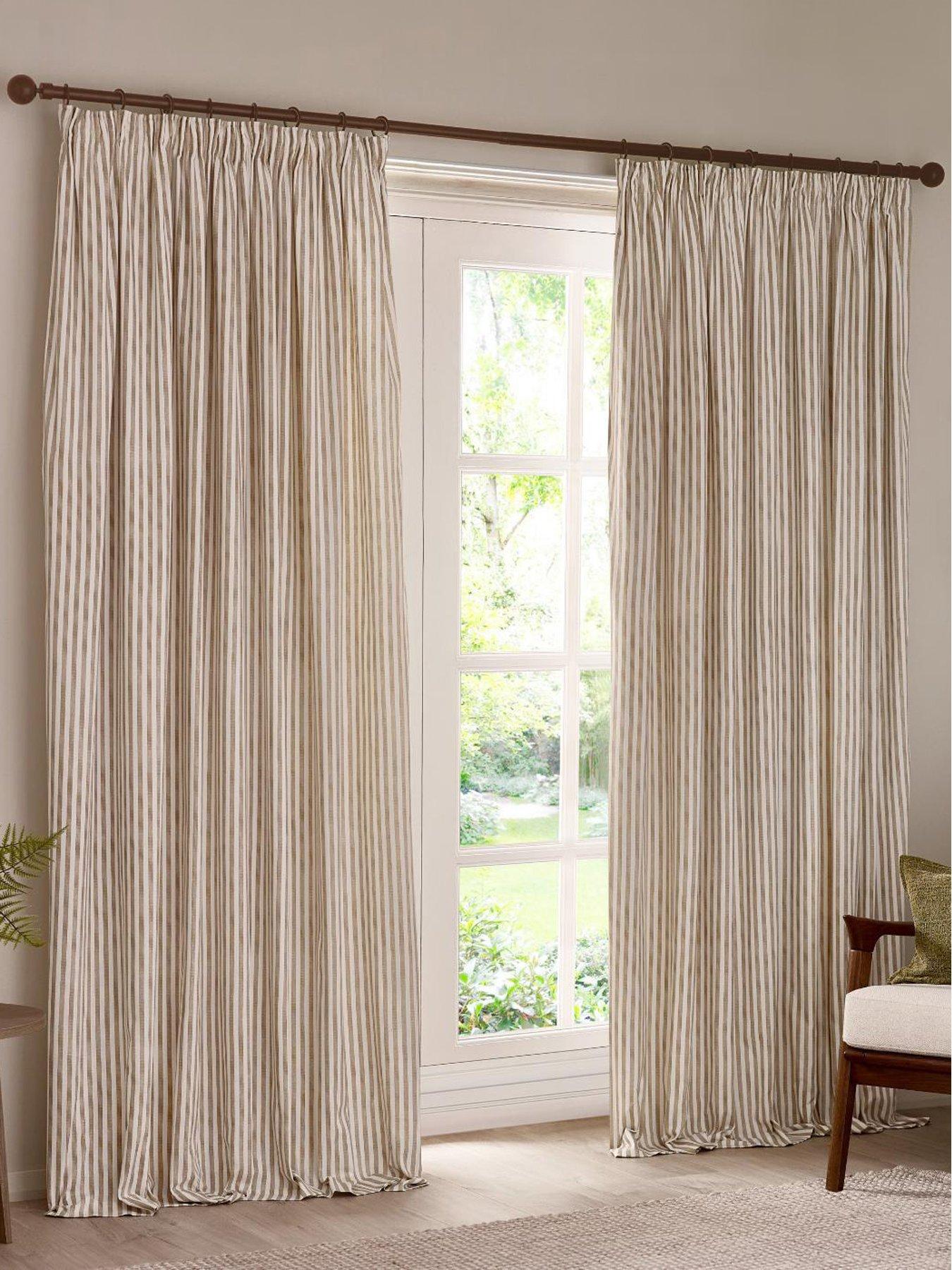 Image 2 of 7 of Yard Hebden Blackout Pencil Pleat Natural