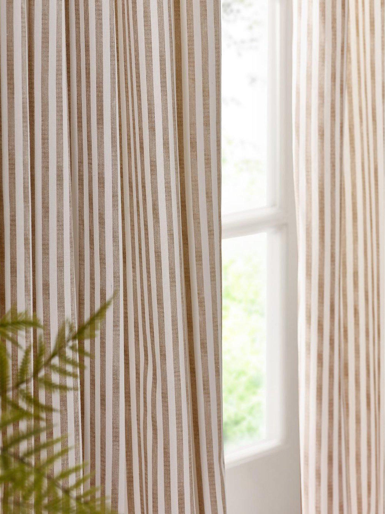 Image 5 of 7 of Yard Hebden Blackout Pencil Pleat Natural