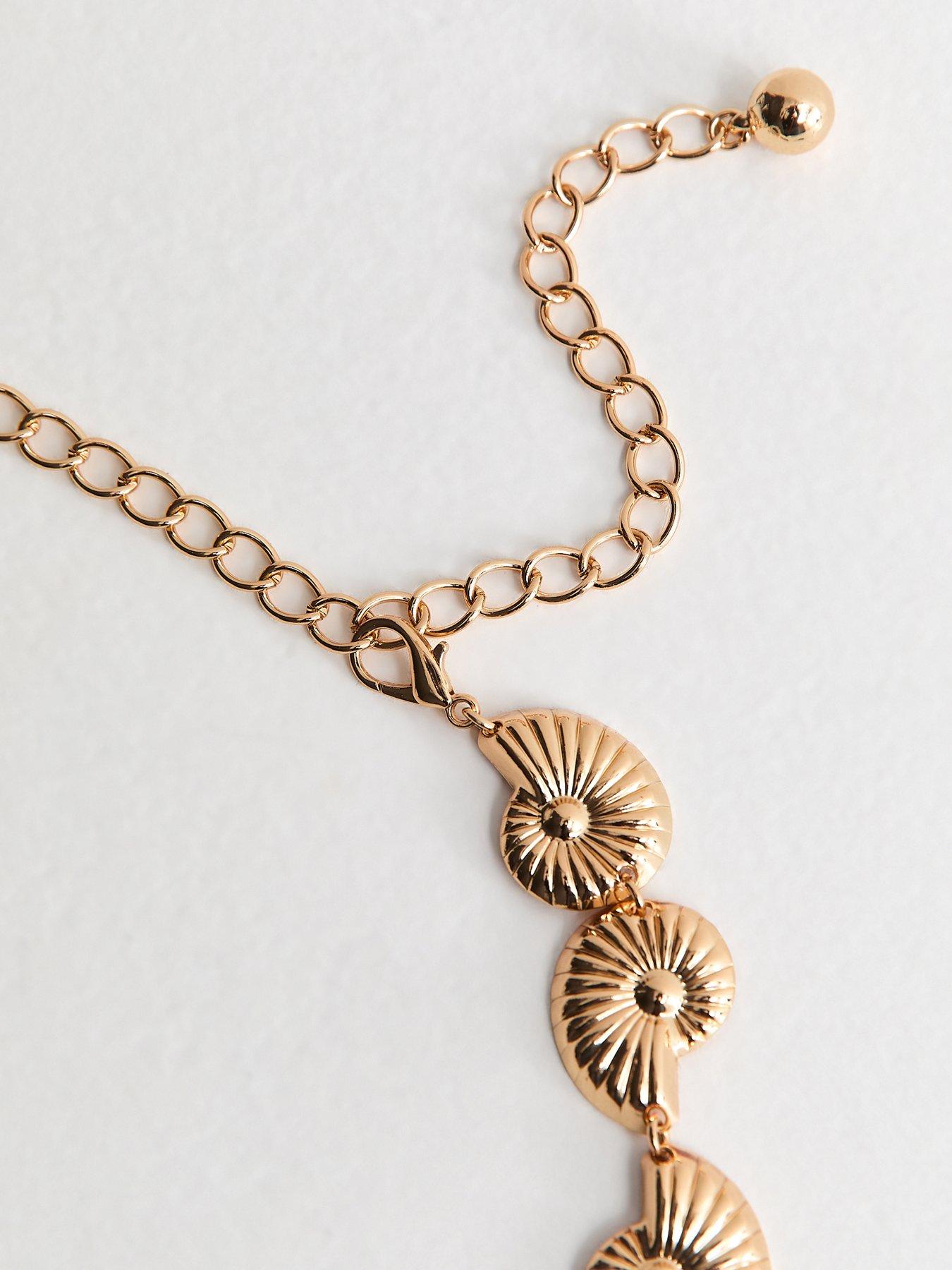 Image 3 of 3 of New Look Gold Tone Seashell Chain Belt