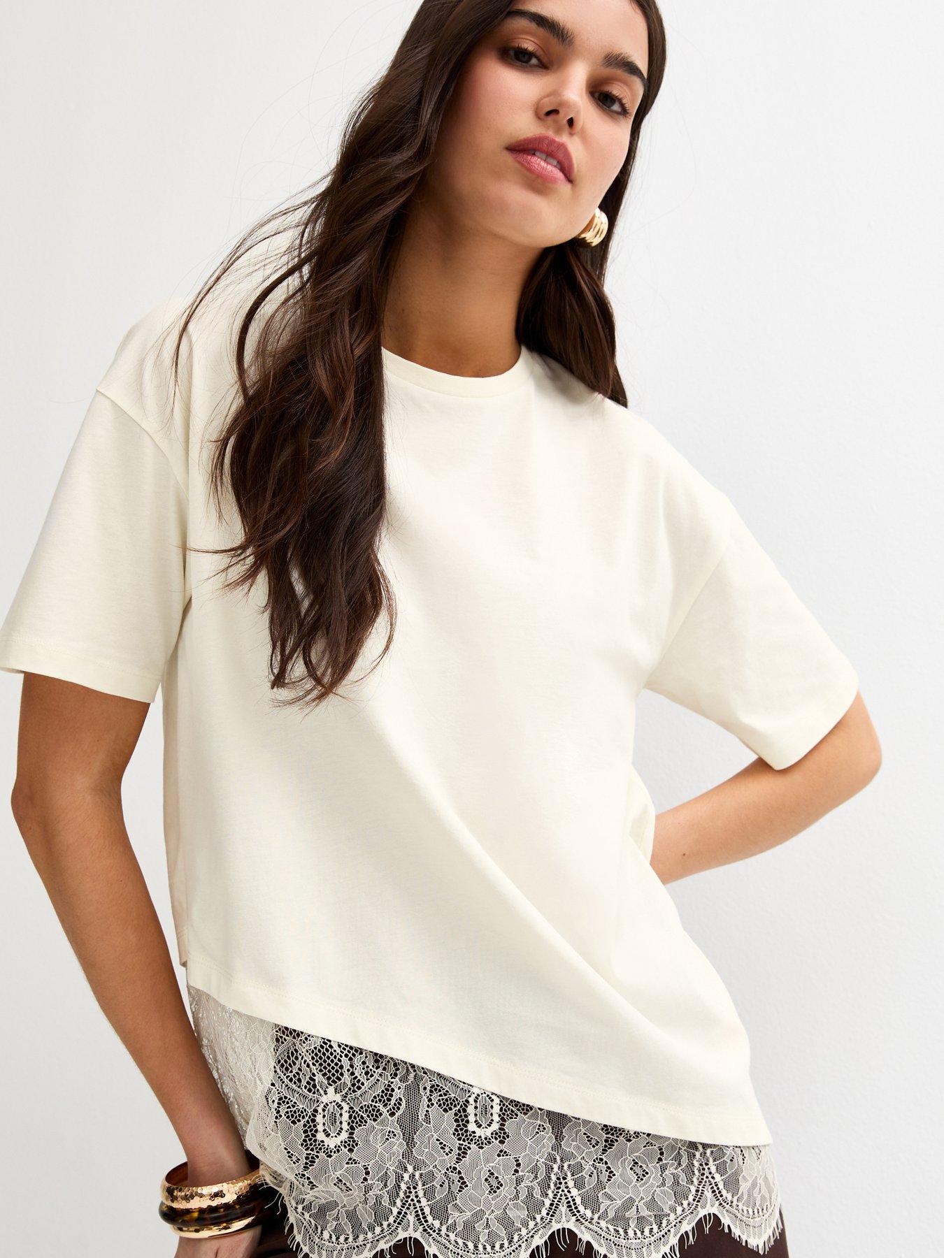 Image 4 of 5 of New Look Off White Cotton Scalloped Lace T-shirt