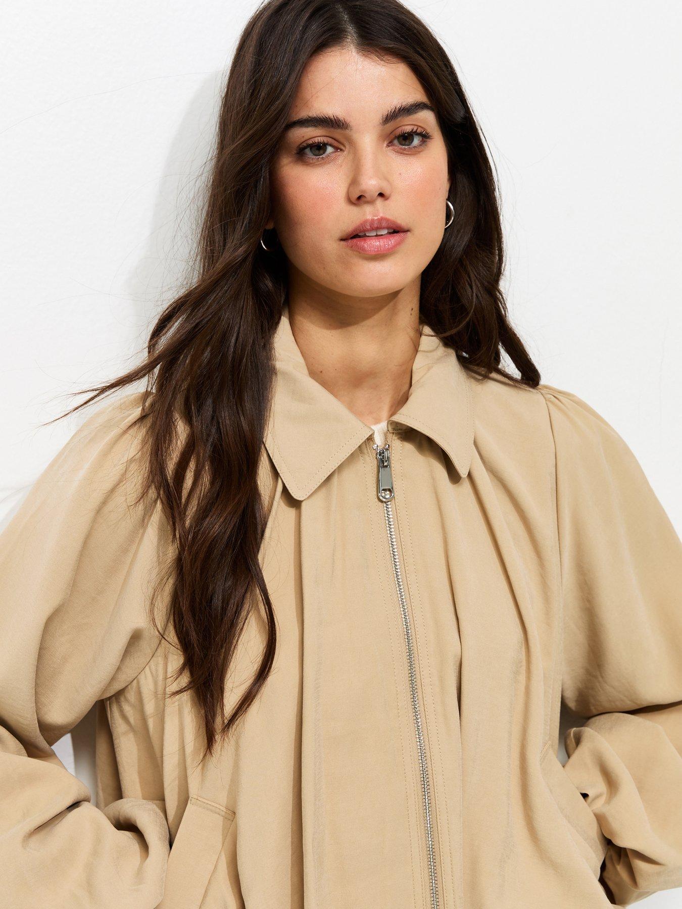 Image 5 of 6 of New Look Camel Gathered Sleeve Zip Front Jacket - Brown
