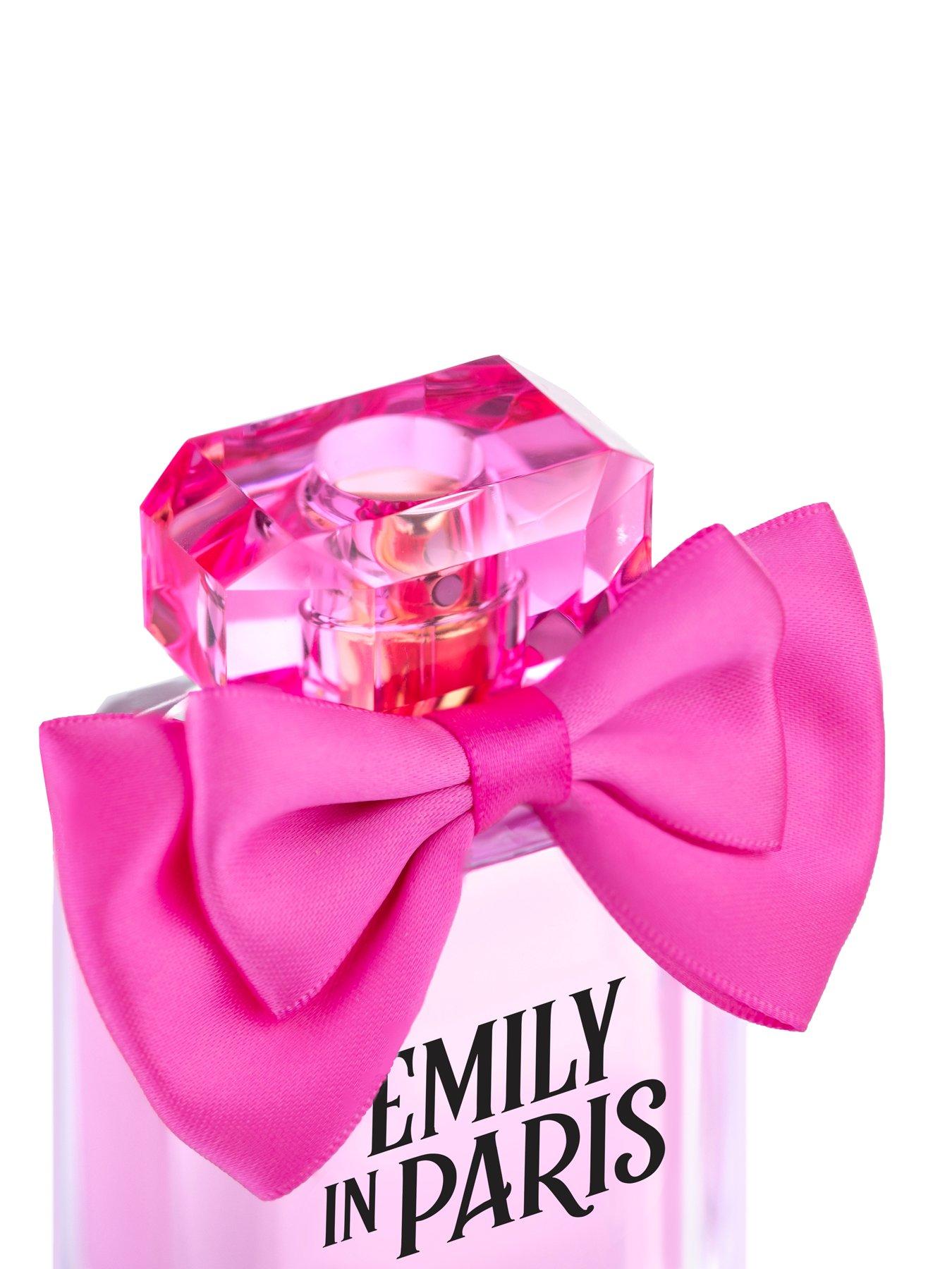 Image 3 of 4 of Emily in Paris 3-Piece Gift Set