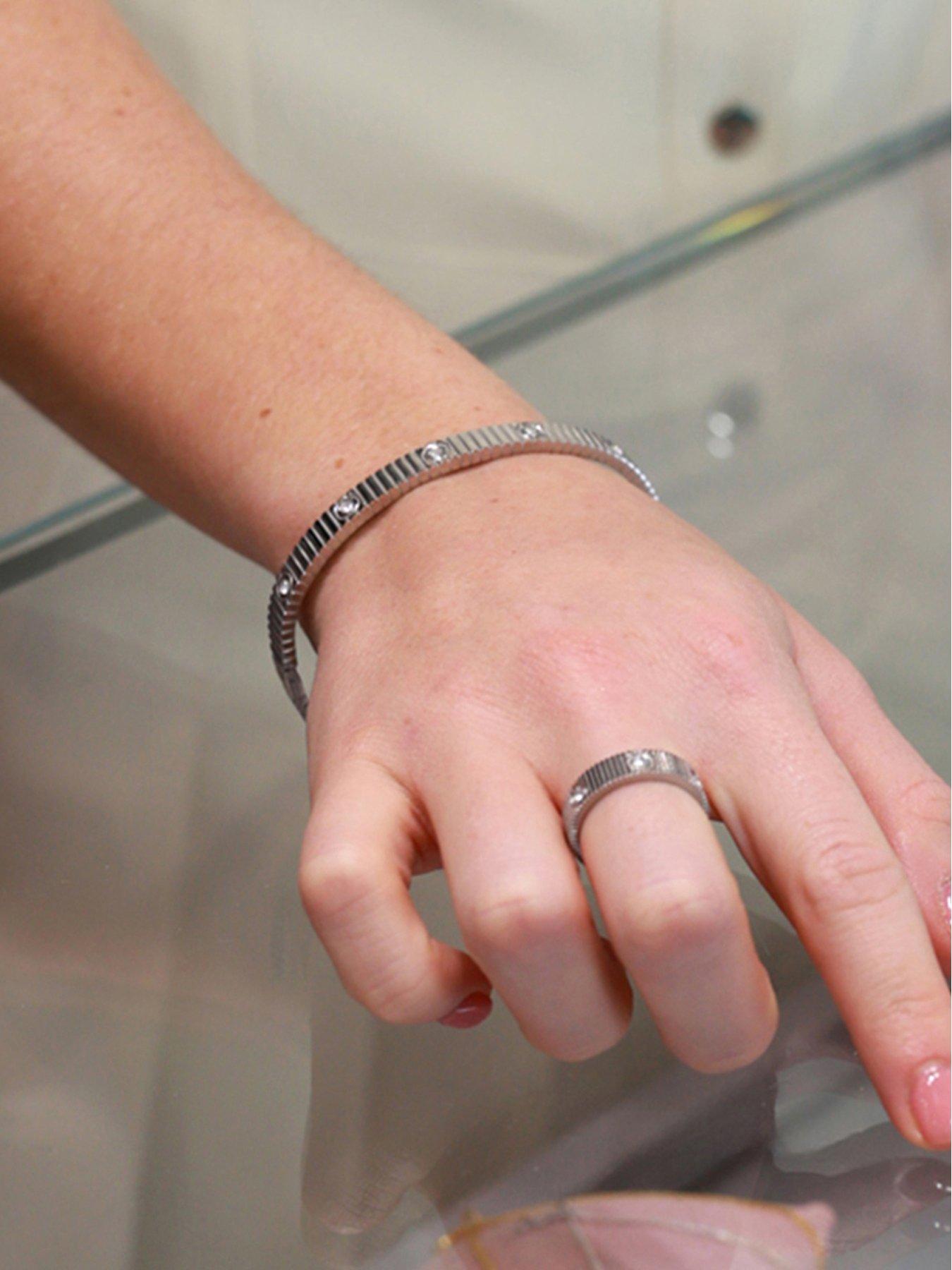 stillFront image of say-it-with-love-bangle-silver