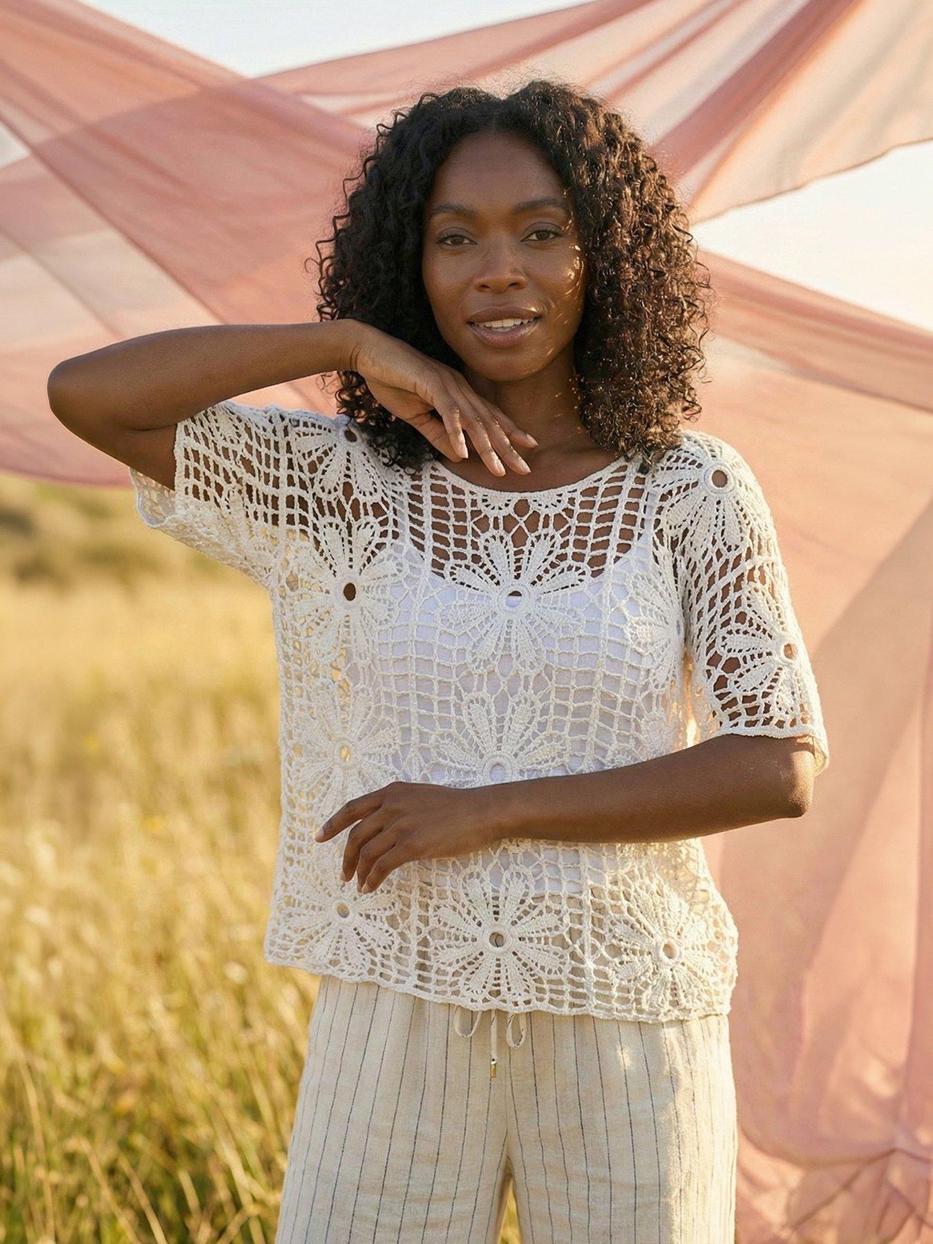 roman-floral-crochet-knit-top