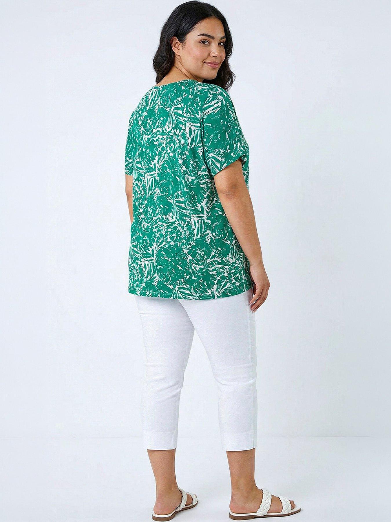 Image 4 of 5 of Roman Curve Abstract Print V-neck Top