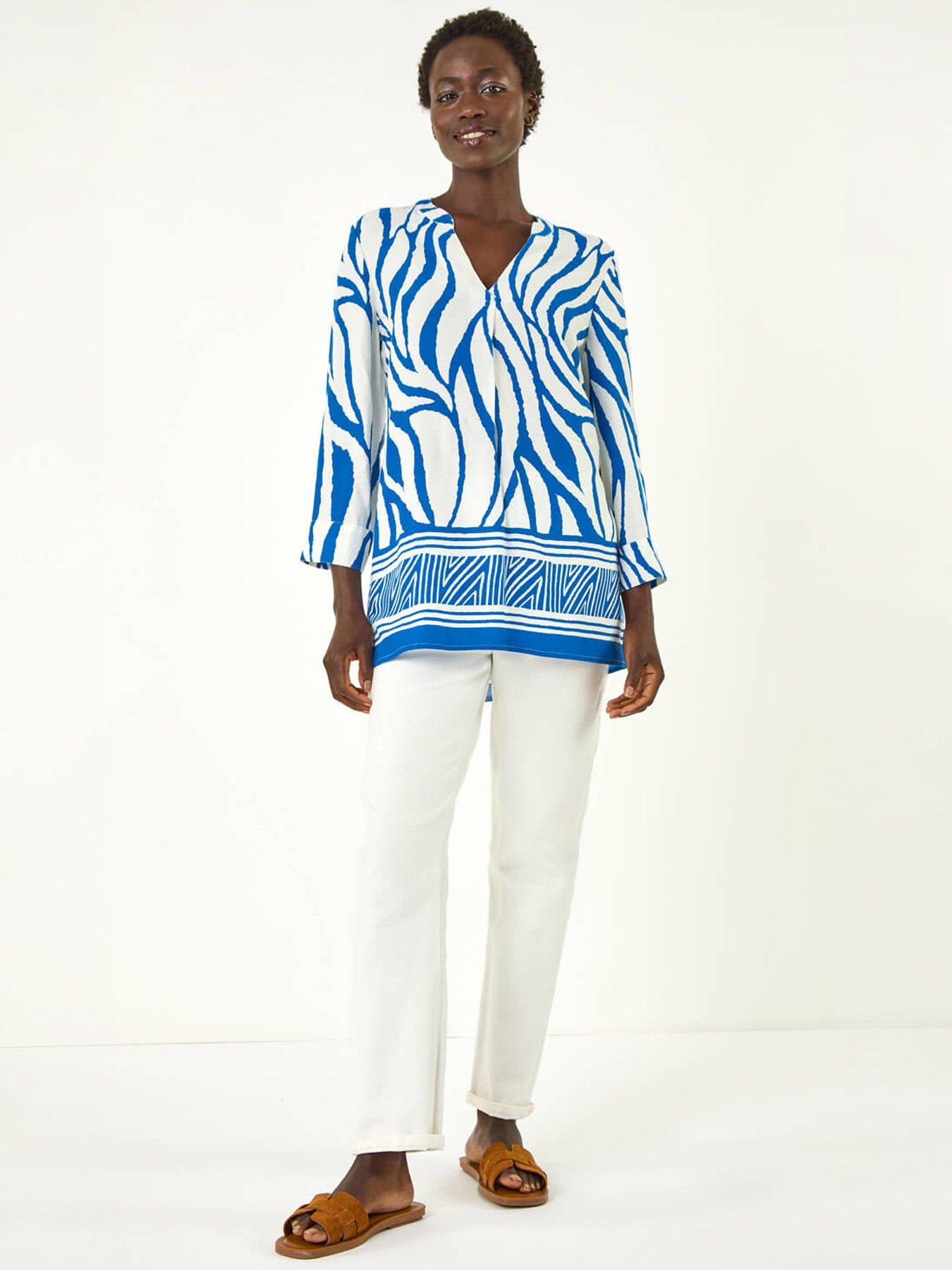 Image 5 of 5 of Roman Abstract Print Border Pleat Top