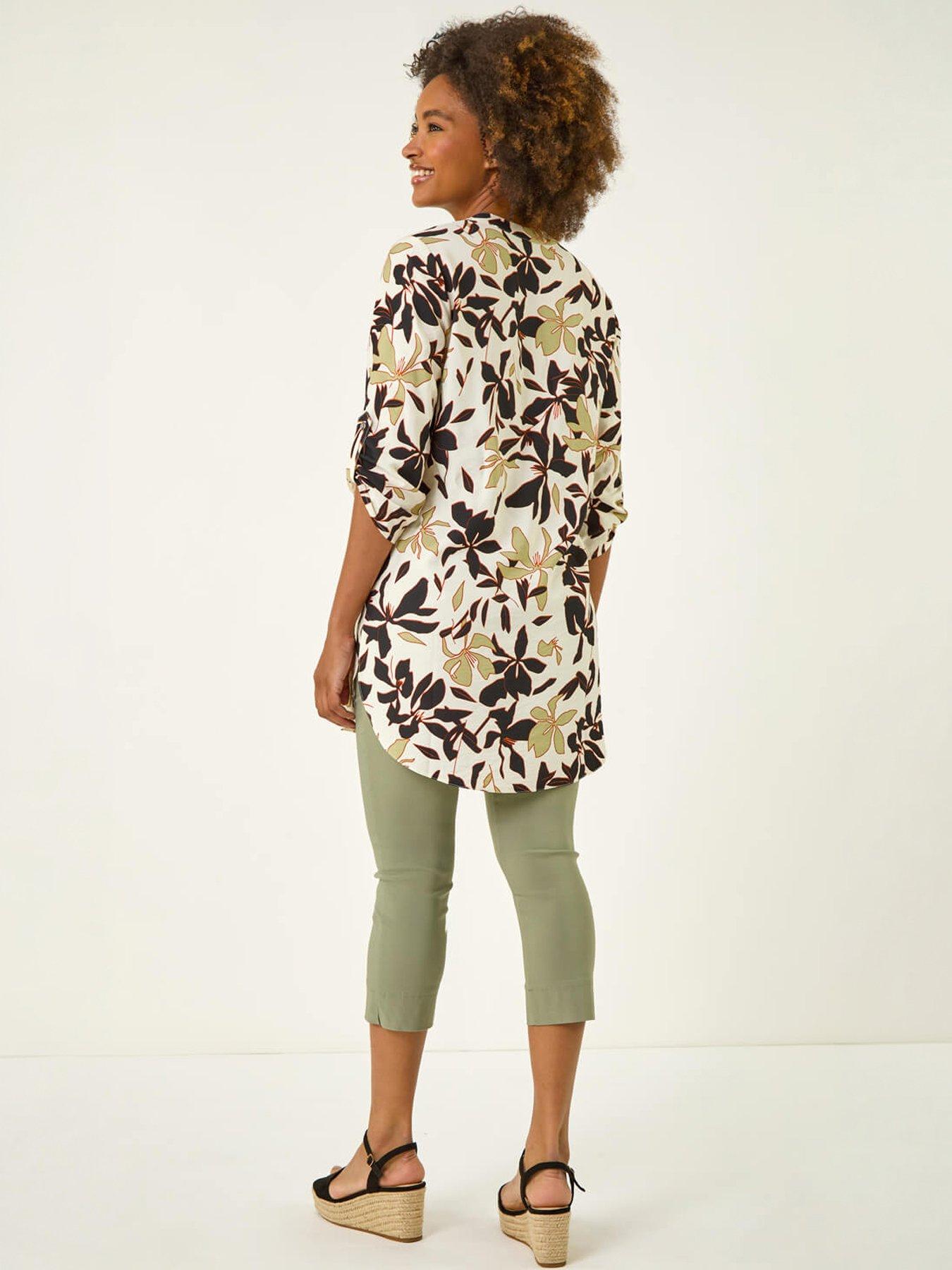 Image 4 of 5 of Roman Floral Buttoned V-neck Top