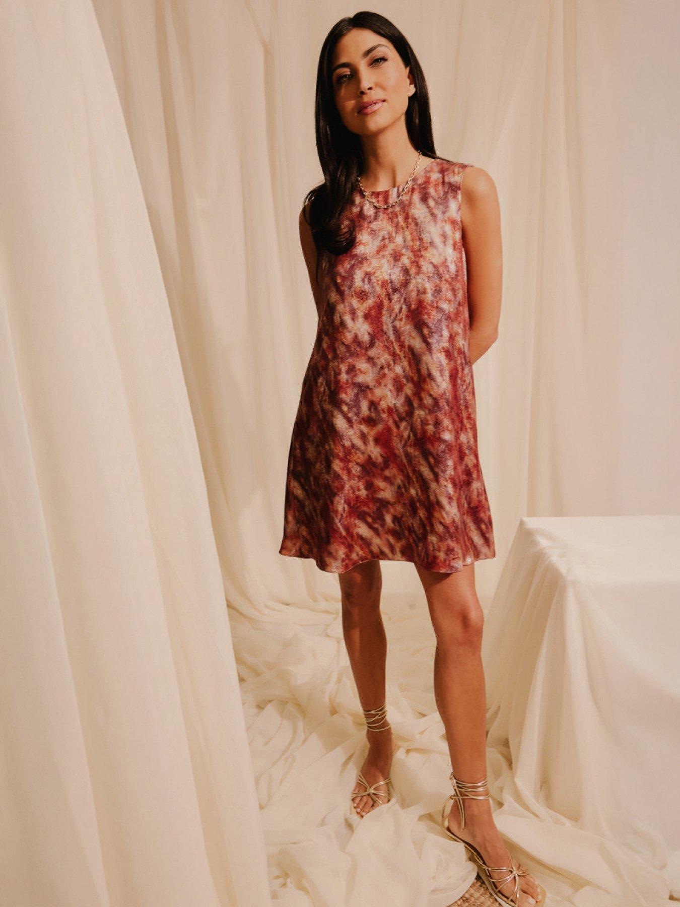 Little Mistress Blur Print Satin Mini Dress - Multi
