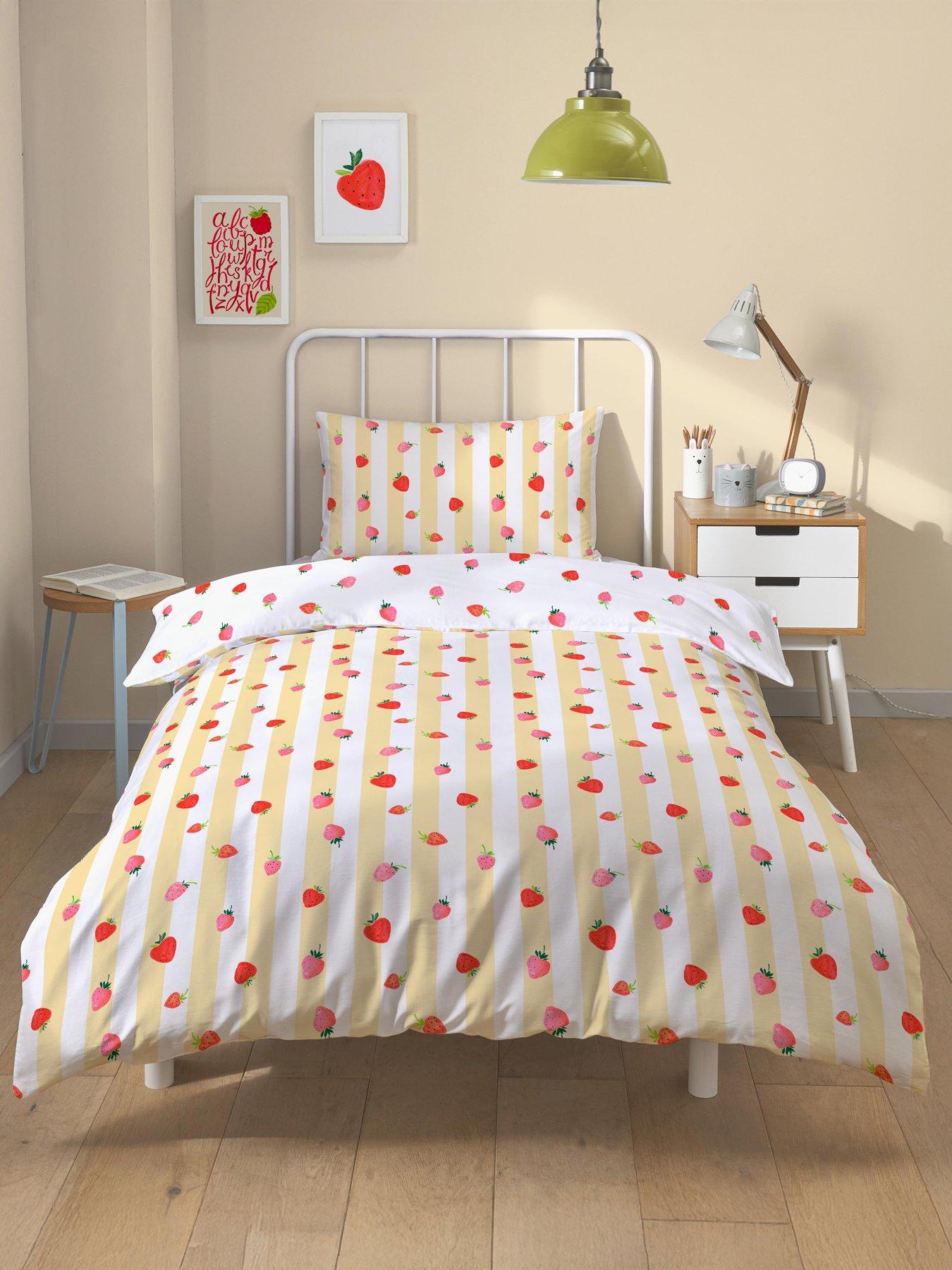 Copenhagen Home Sweet Strawberries Duvet Set- Yellow
