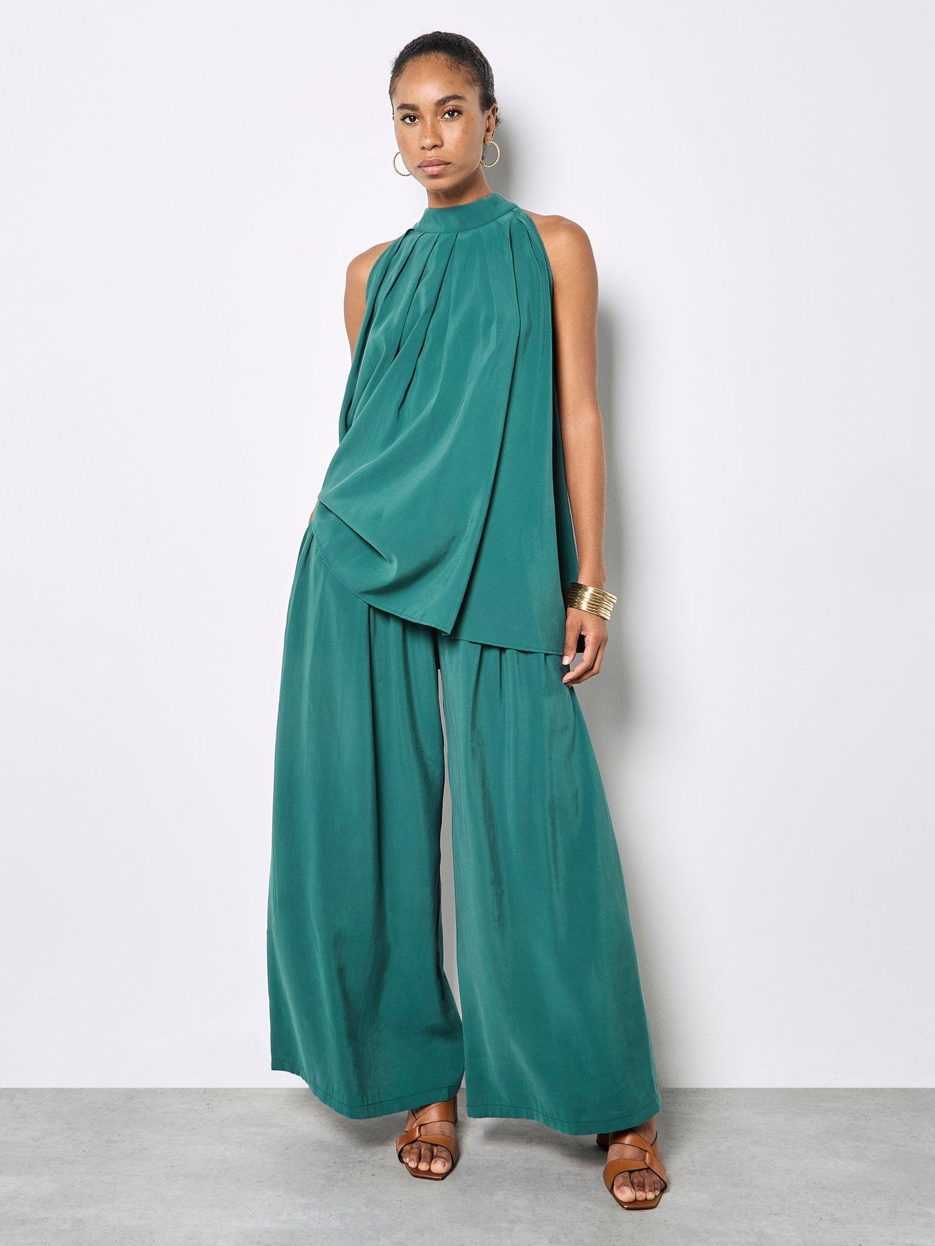Image 3 of 5 of Apricot Pleat Detail Tunic Top
