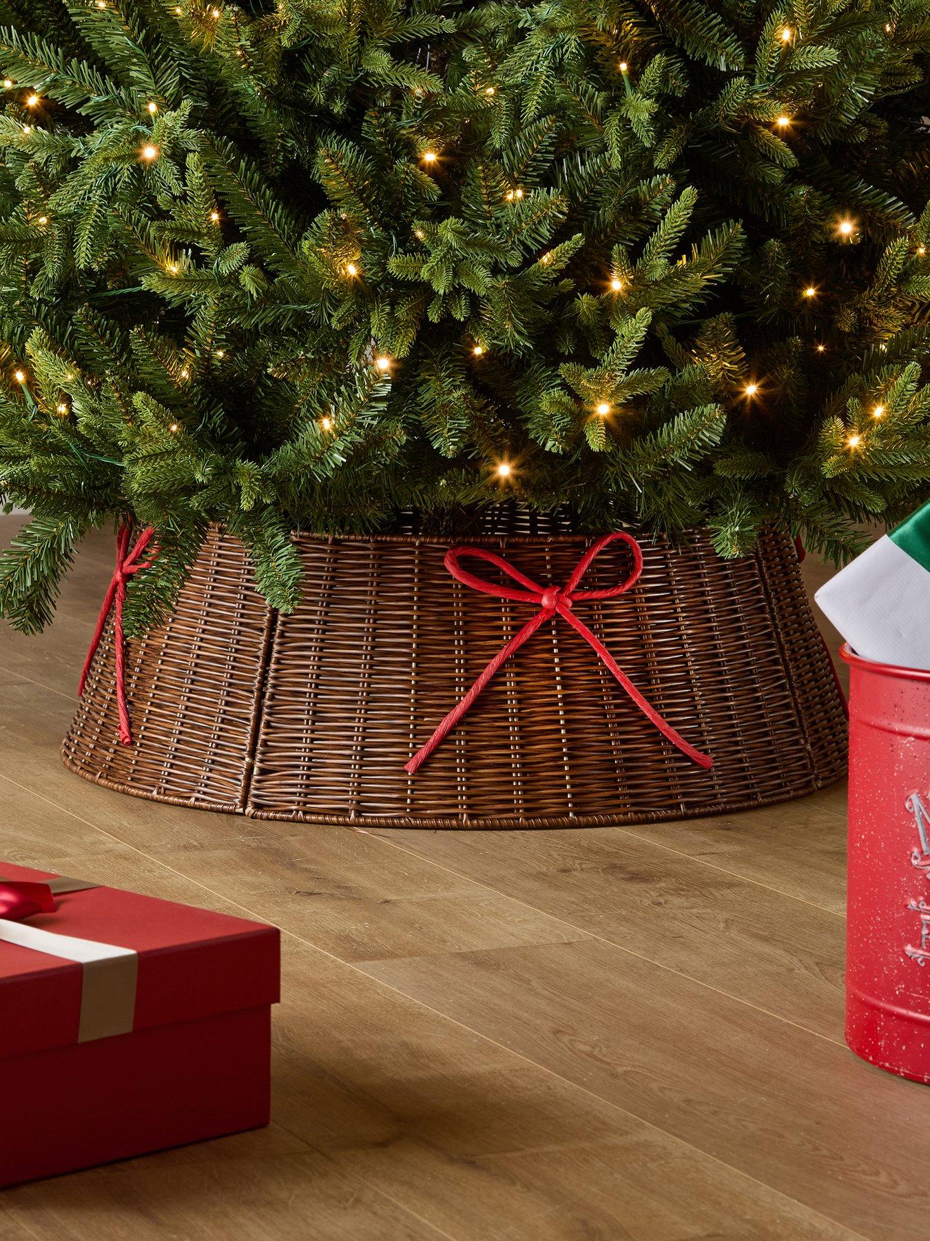 The Very Collection Red Bow Detail Tree Skirt