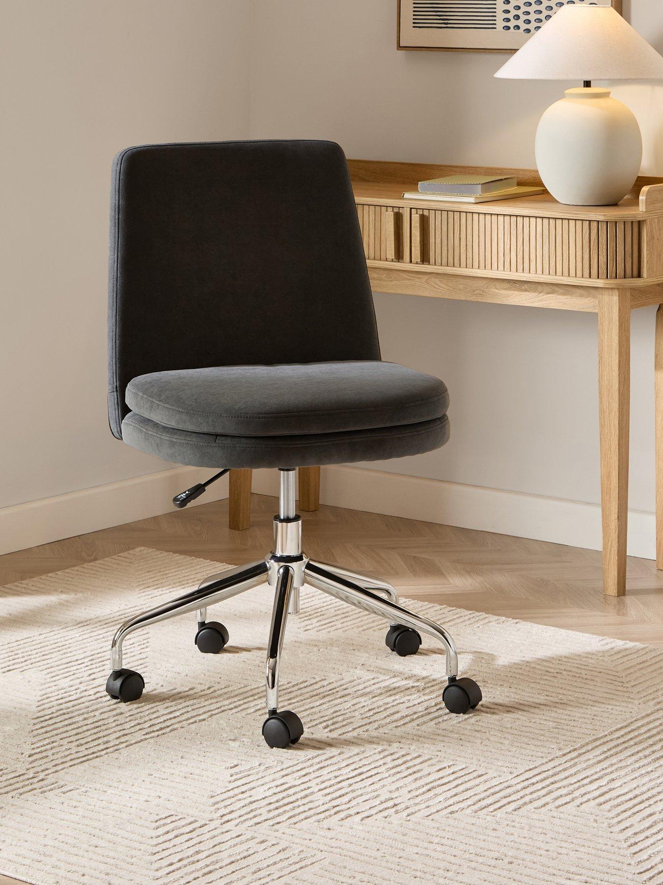 The Very Collection Corbie Chair - FSC® Certified