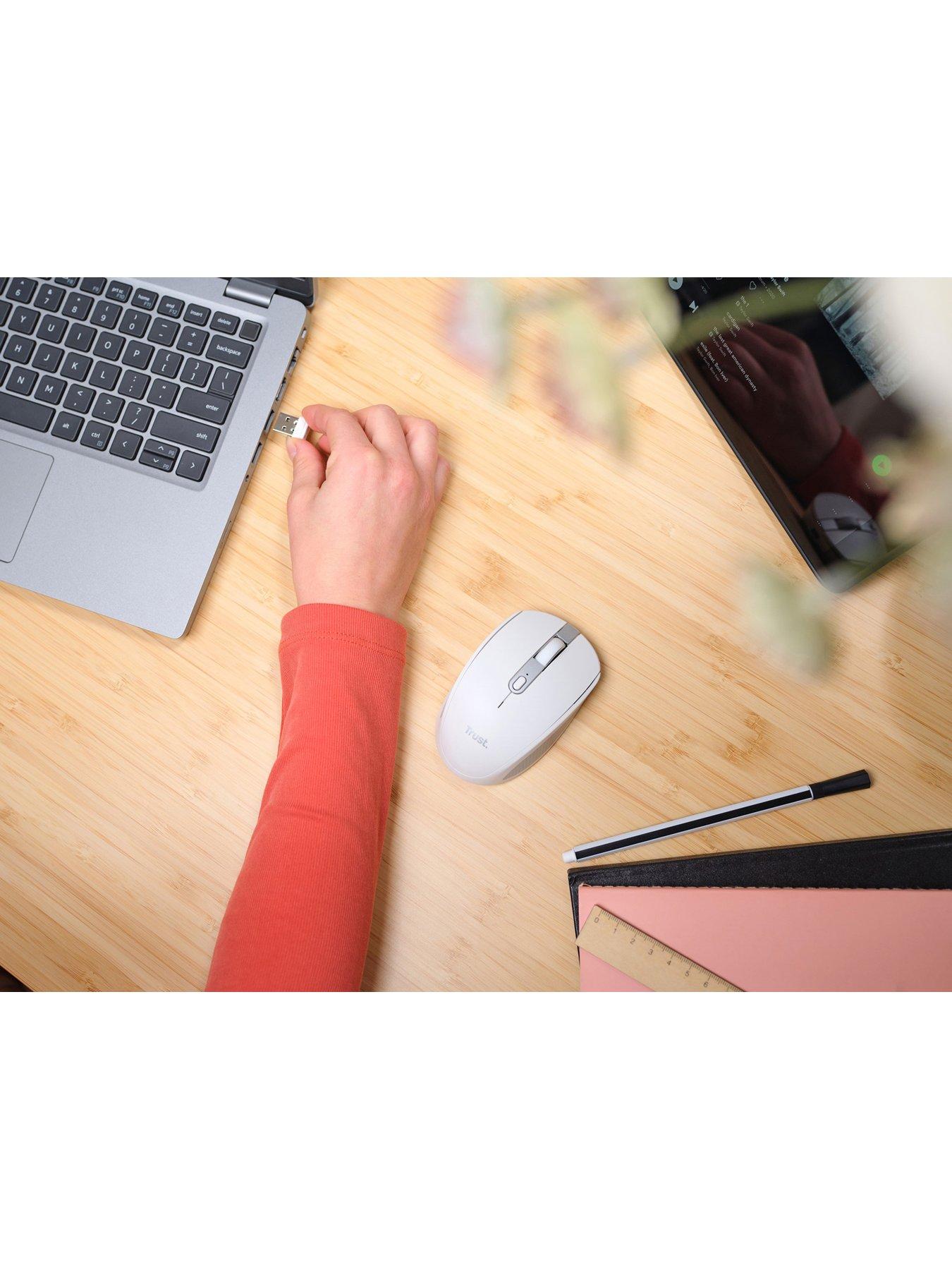 Image 6 of 8 of Trust Trust Ozaa Compact Multi-Device Wireless Mouse with silent Click - White
