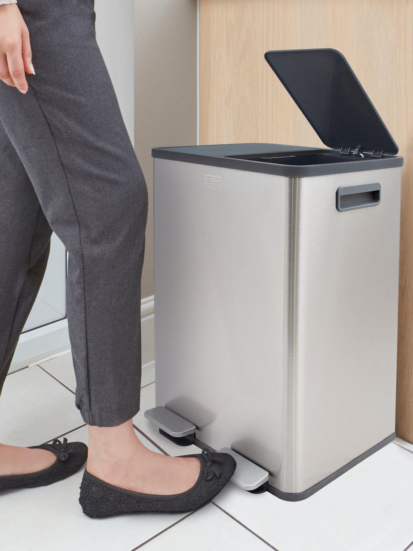  image of black-decker-bd-slim-line-40l-recycle-bin
