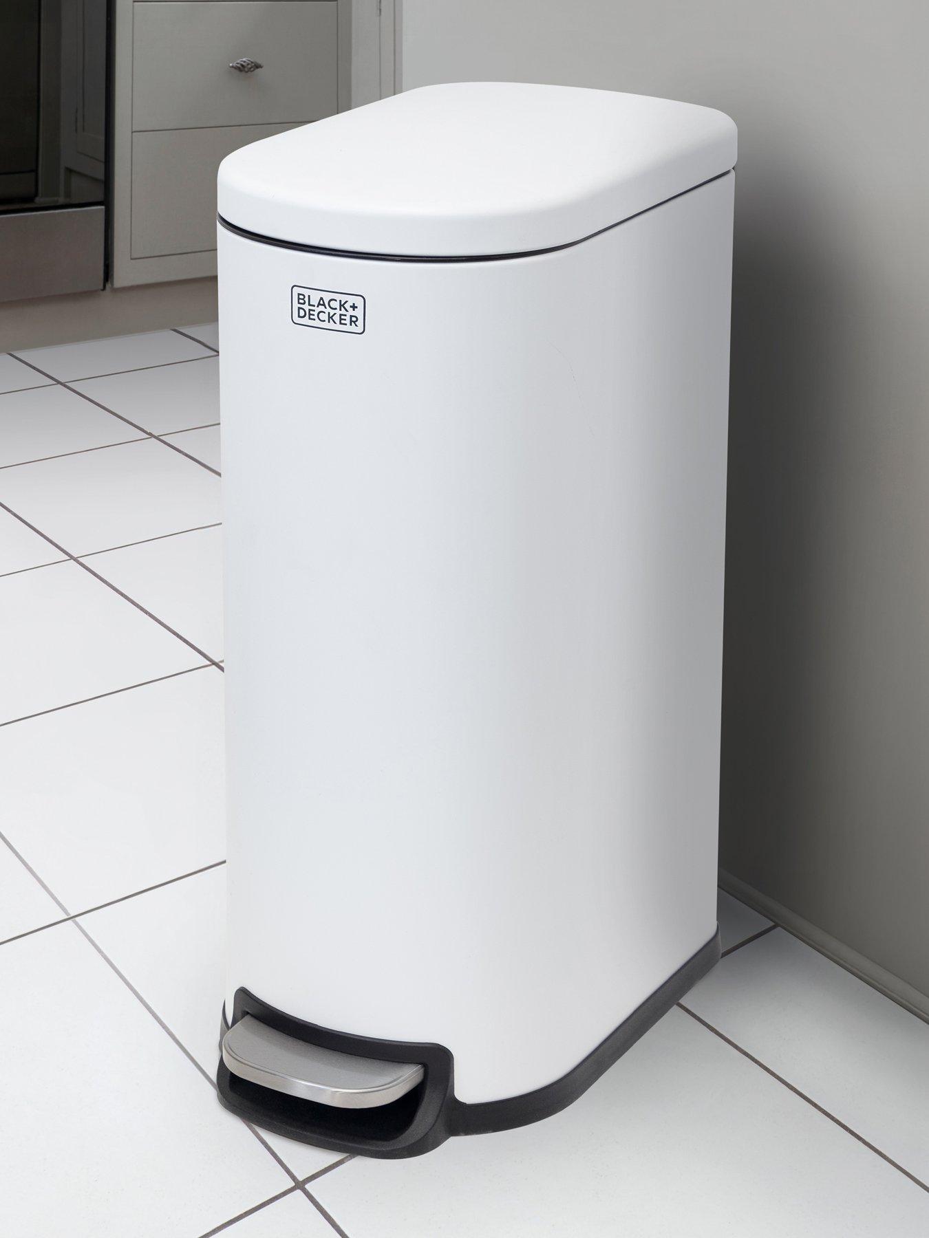 Black & Decker B+d 30l Curved Slim Line Pedal Bin - White