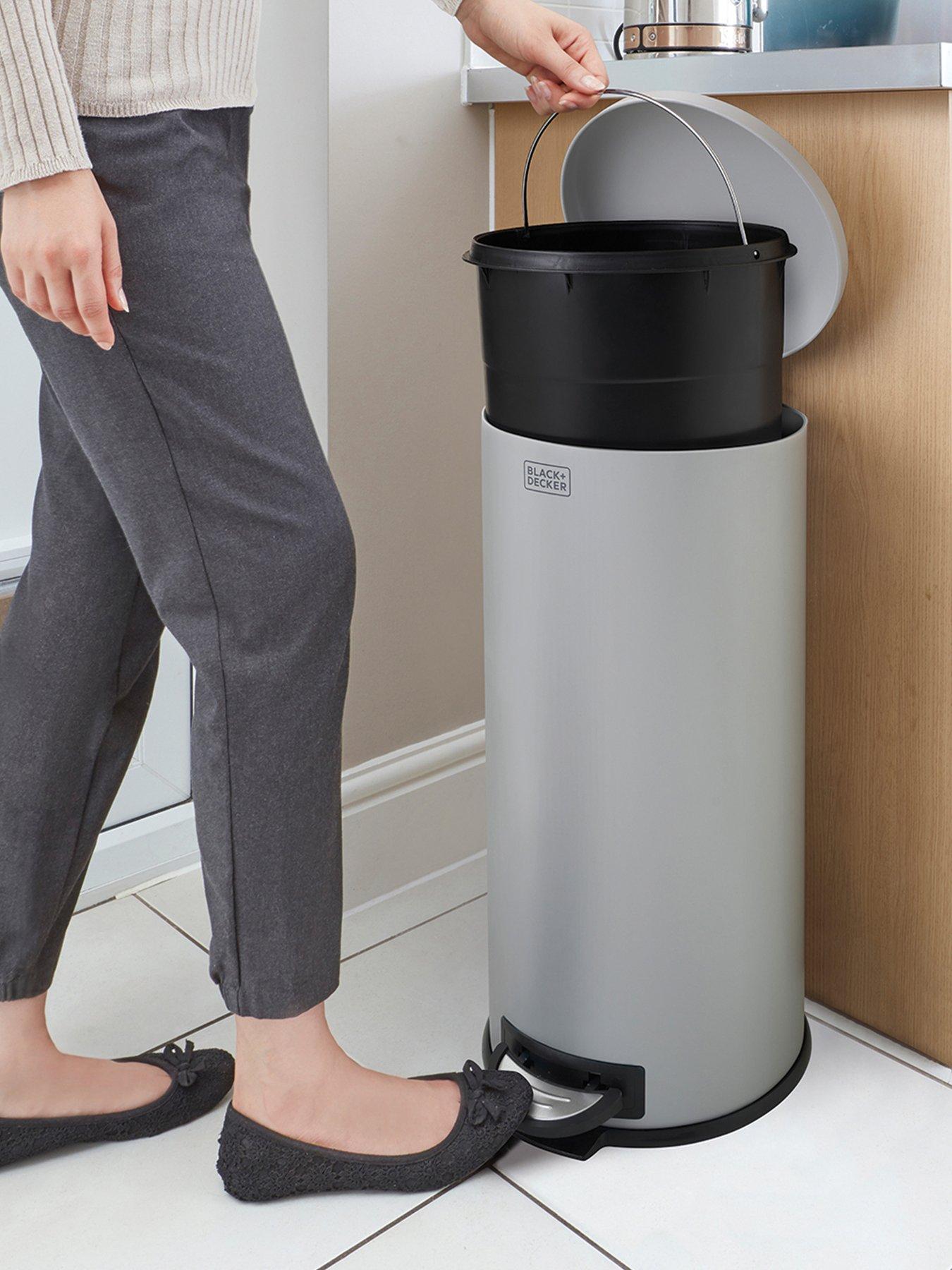 Image 3 of 7 of Black & Decker B+d 30l Dome Lid Pedal Bin - Grey