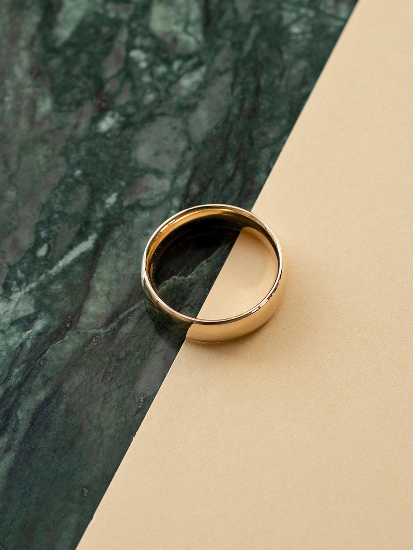 Image 5 of 5 of The Love Collection 9ct Yellow Gold 6mm Comfort Fit Plain Wedding Band Ring