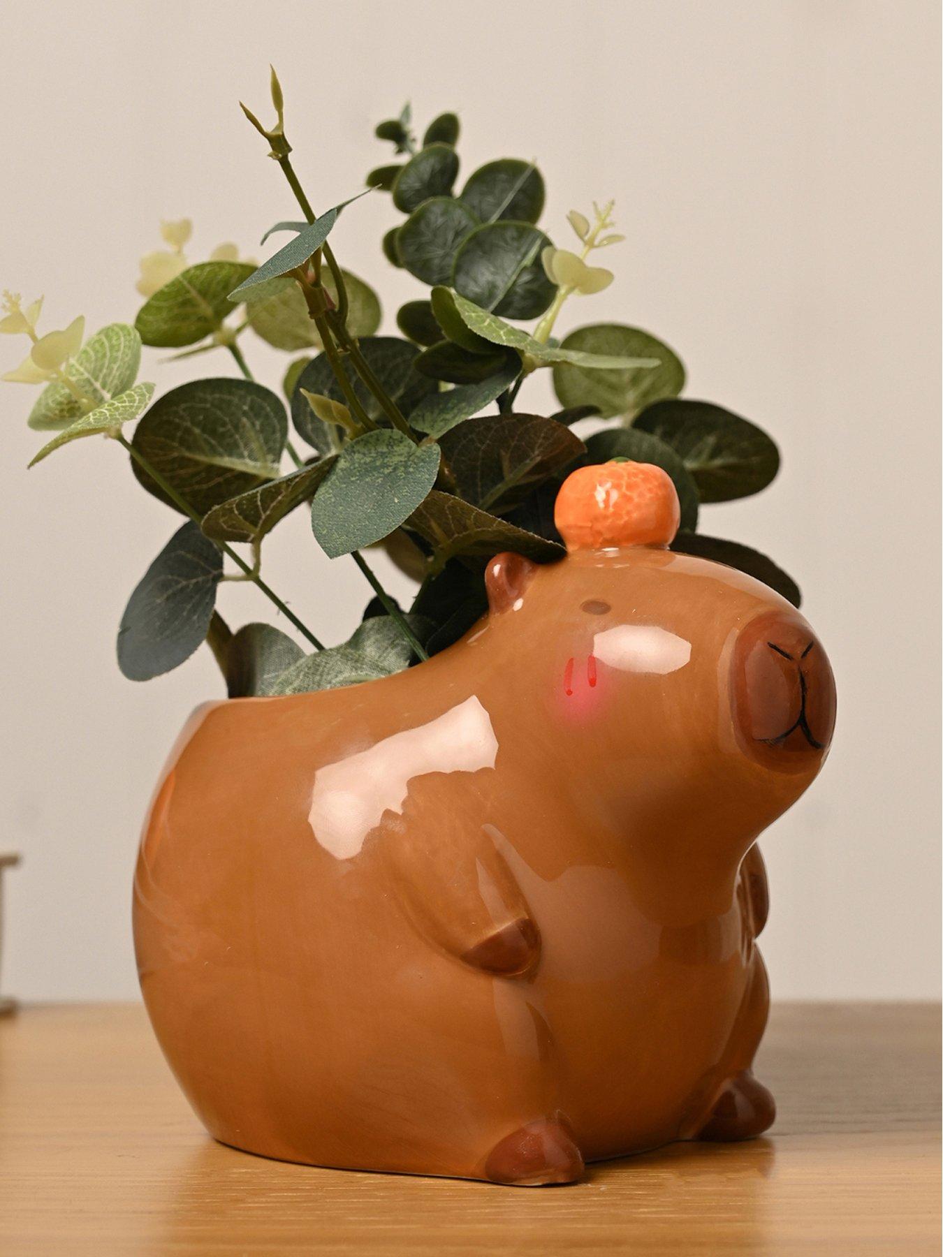 Hestia The Feel Good Club Capybara Plant Pot - Medium