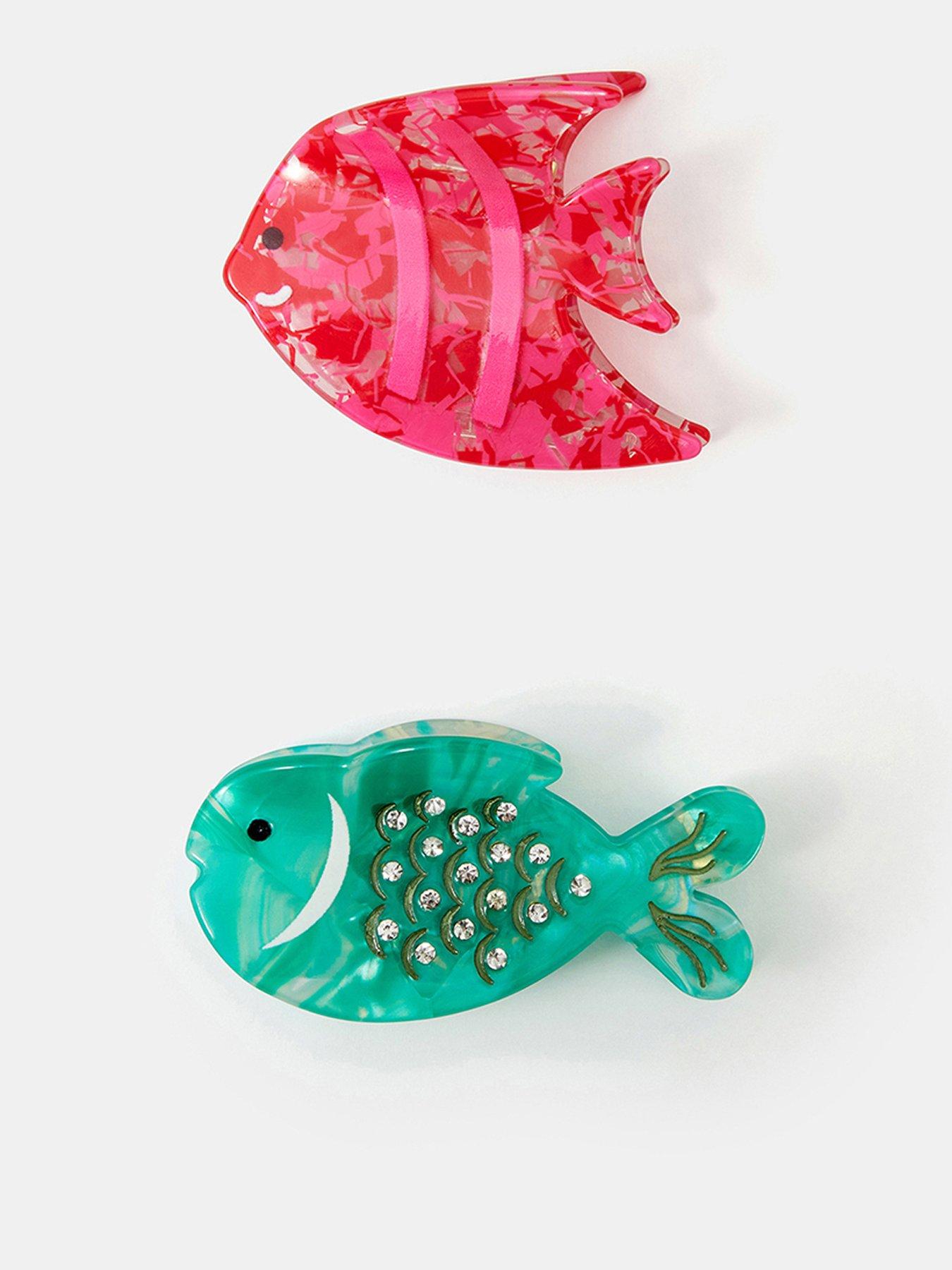 front image of accessorize-2-pack-tropical-fish-claw-clips