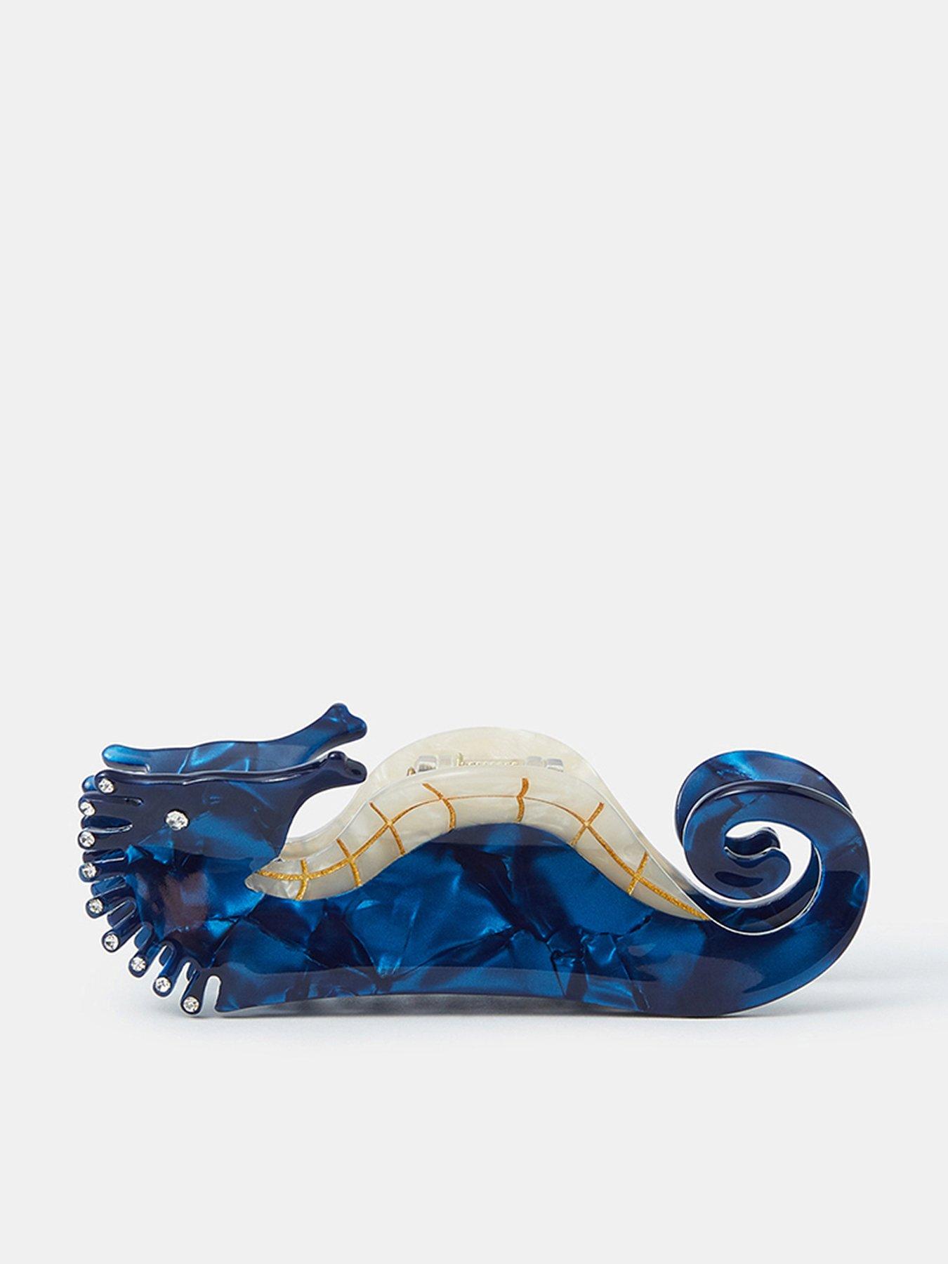 Image 1 of 3 of Accessorize Seahorse Claw Clip