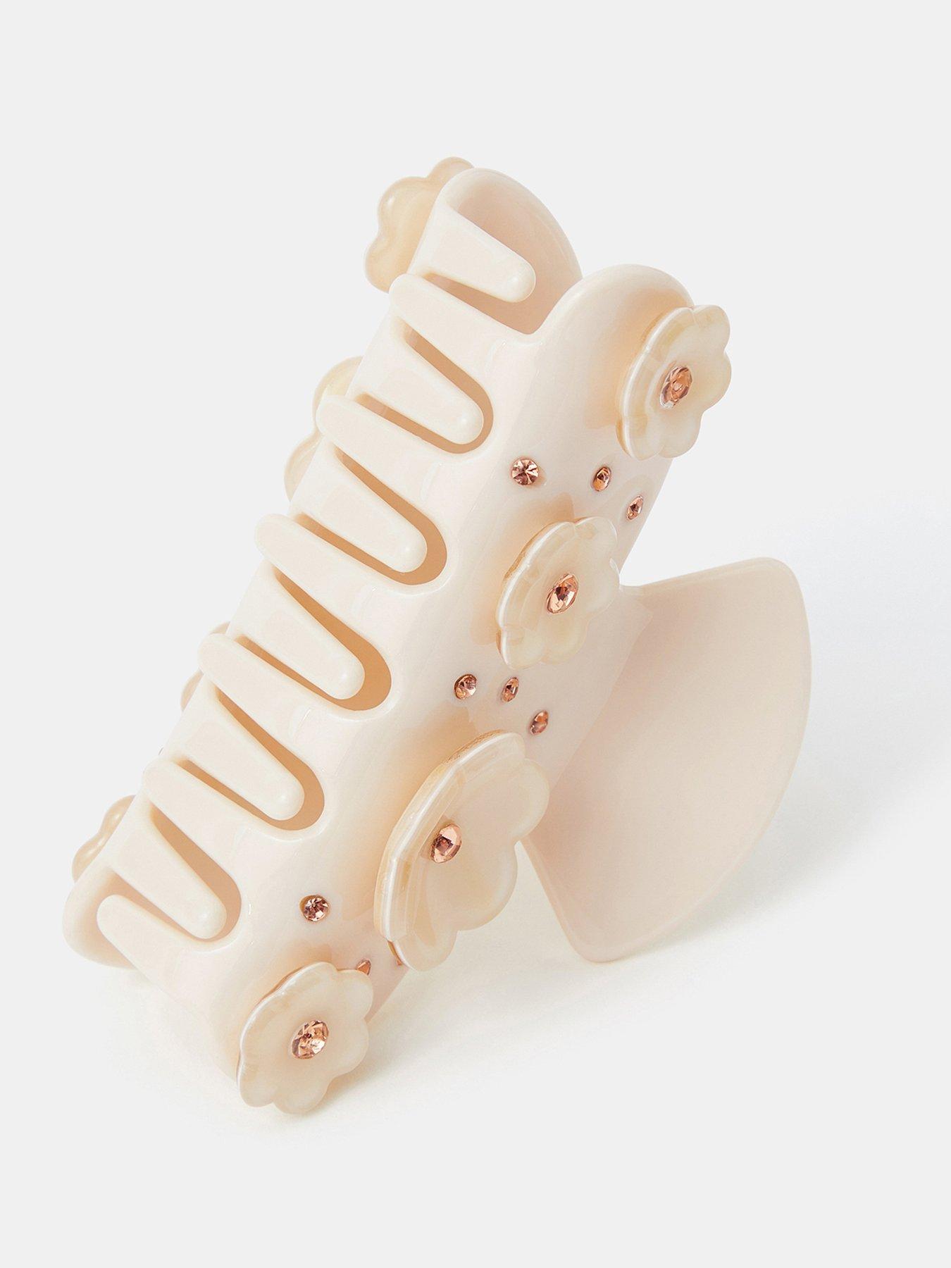  image of accessorize-diamantatildecopy-flower-claw-clip