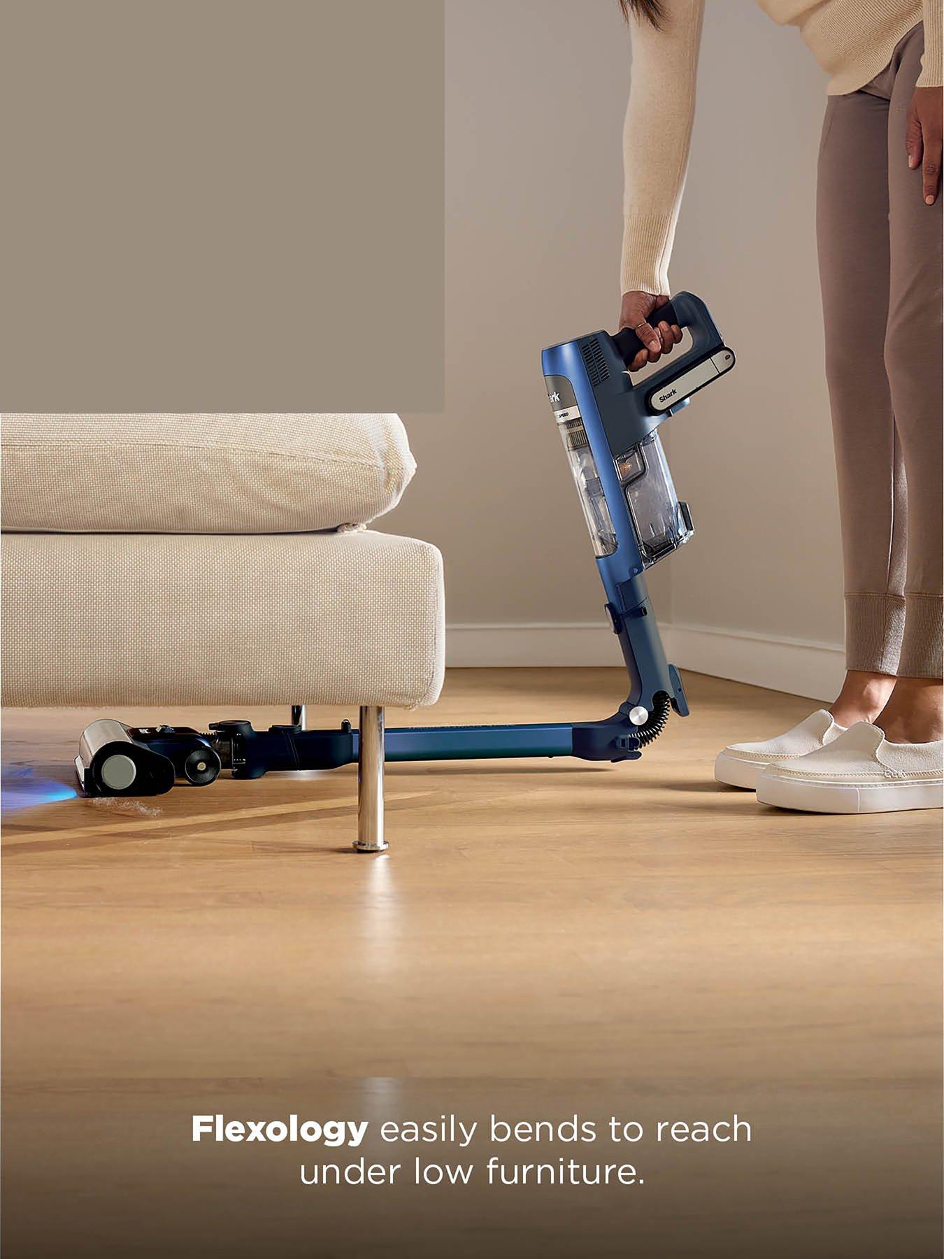 Image 6 of 8 of Shark PowerDetect Speed Clean and Empty Pet Pro Cordless Vacuum &ndash; Ultramarine IA3241UKT