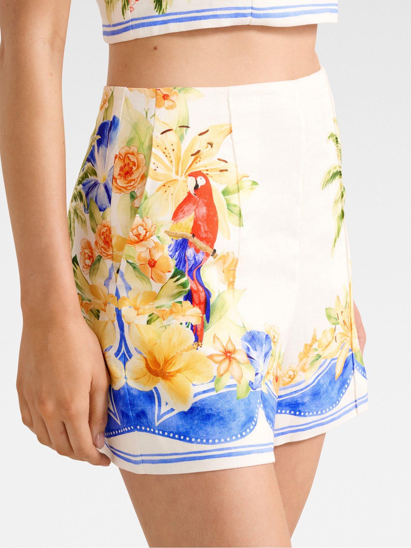 Image 7 of 7 of Forever New Astrid Linen Short - Multi
