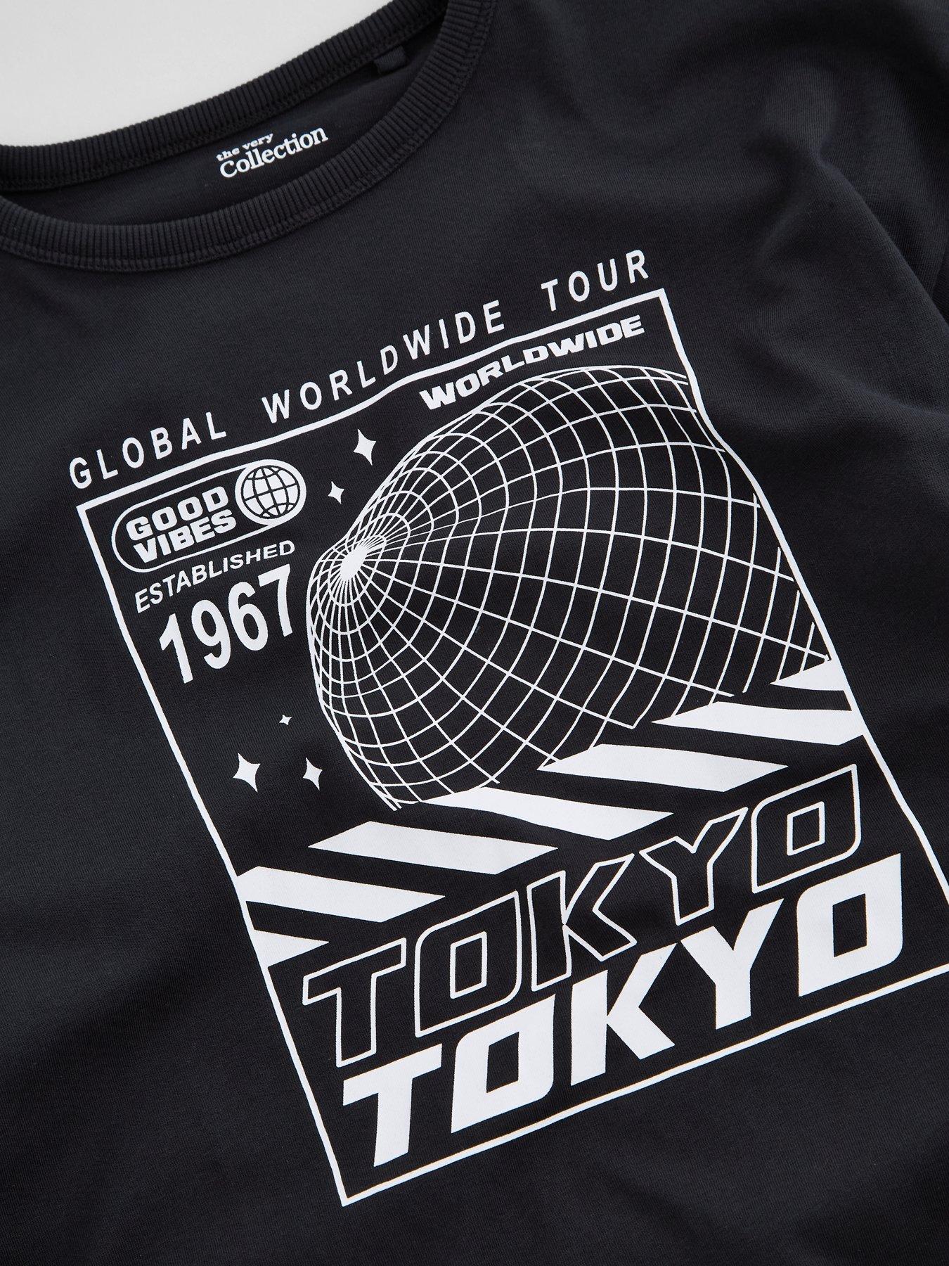 Image 6 of 6 of The Very Collection Boys' Tokyo Double Sleeve Graphic T-Shirt - Black