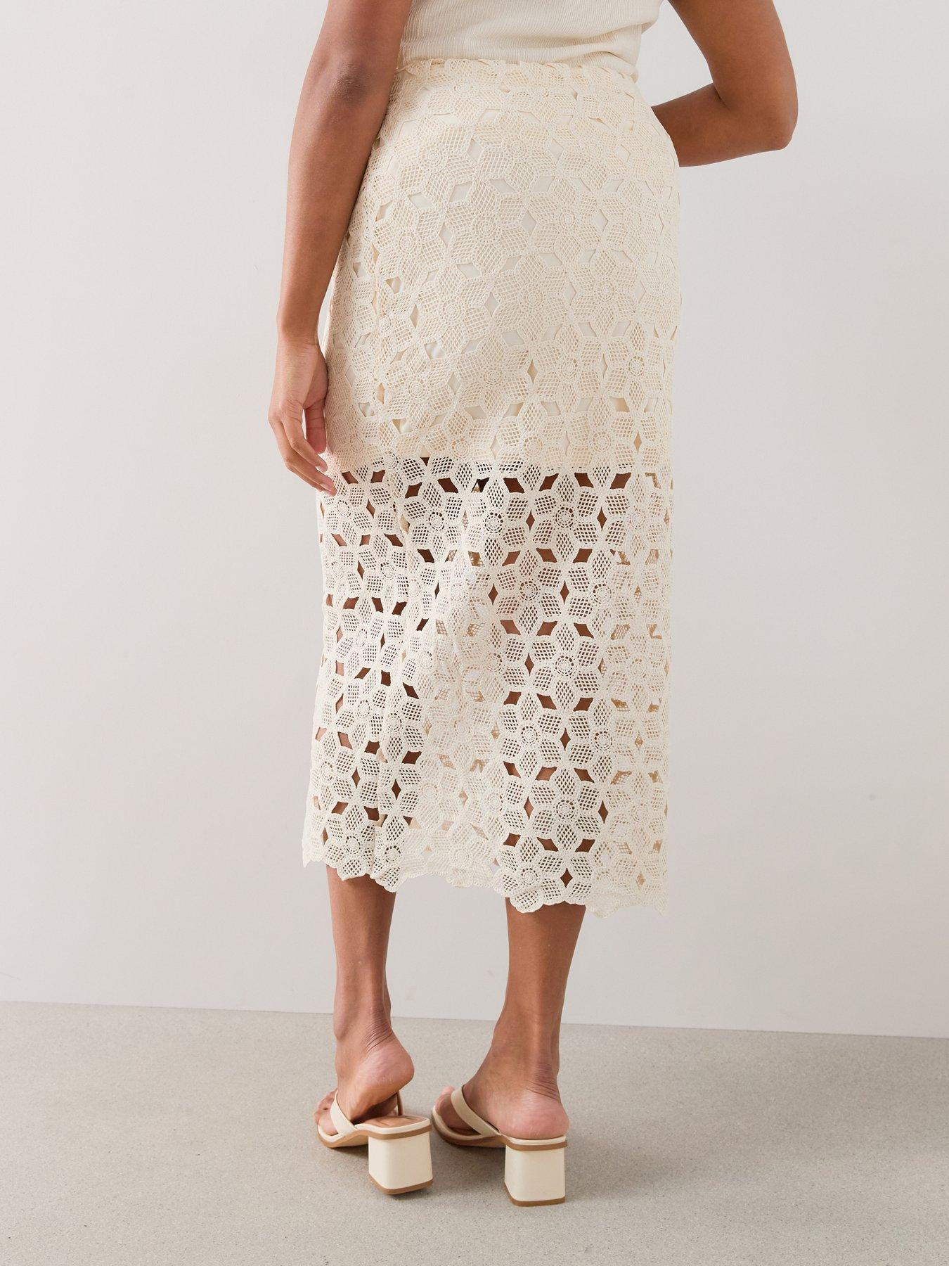 Image 2 of 6 of The Very Collection Curve Crochet Midi Skirt Co-Ord - Cream